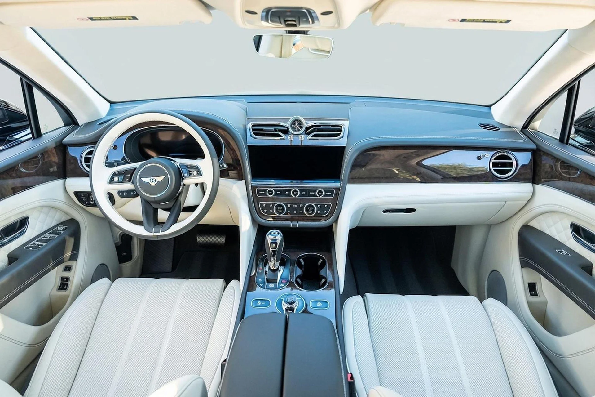 mph003_4068897763_389622356_69c3f35b680c4299e85bbcef_a79a0d2fce