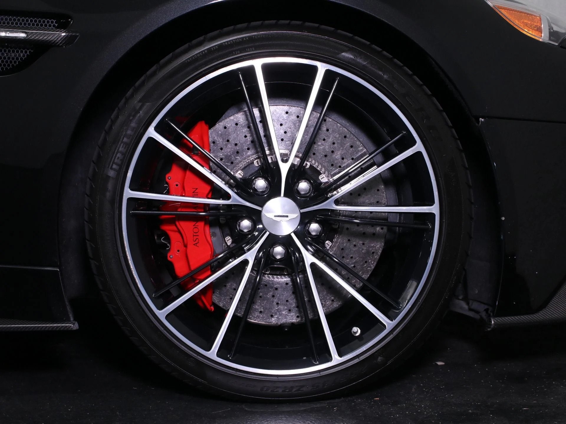mph003_4070096450_Used_2023_Rolls_Royce_Ghost_1758483106_ee2c0f5e68
