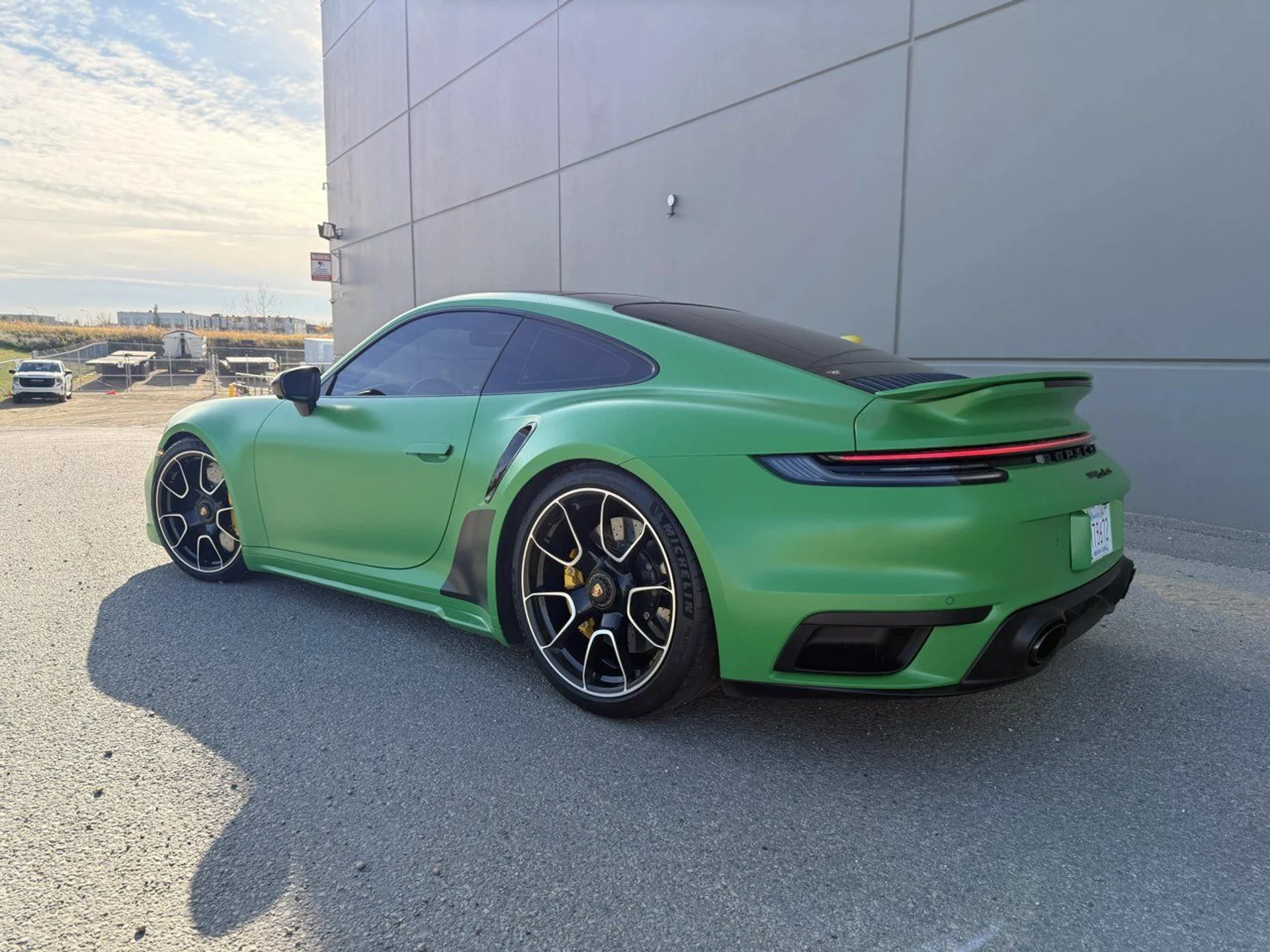 mph003_4078347248_porsche_911_2021_369a98183c