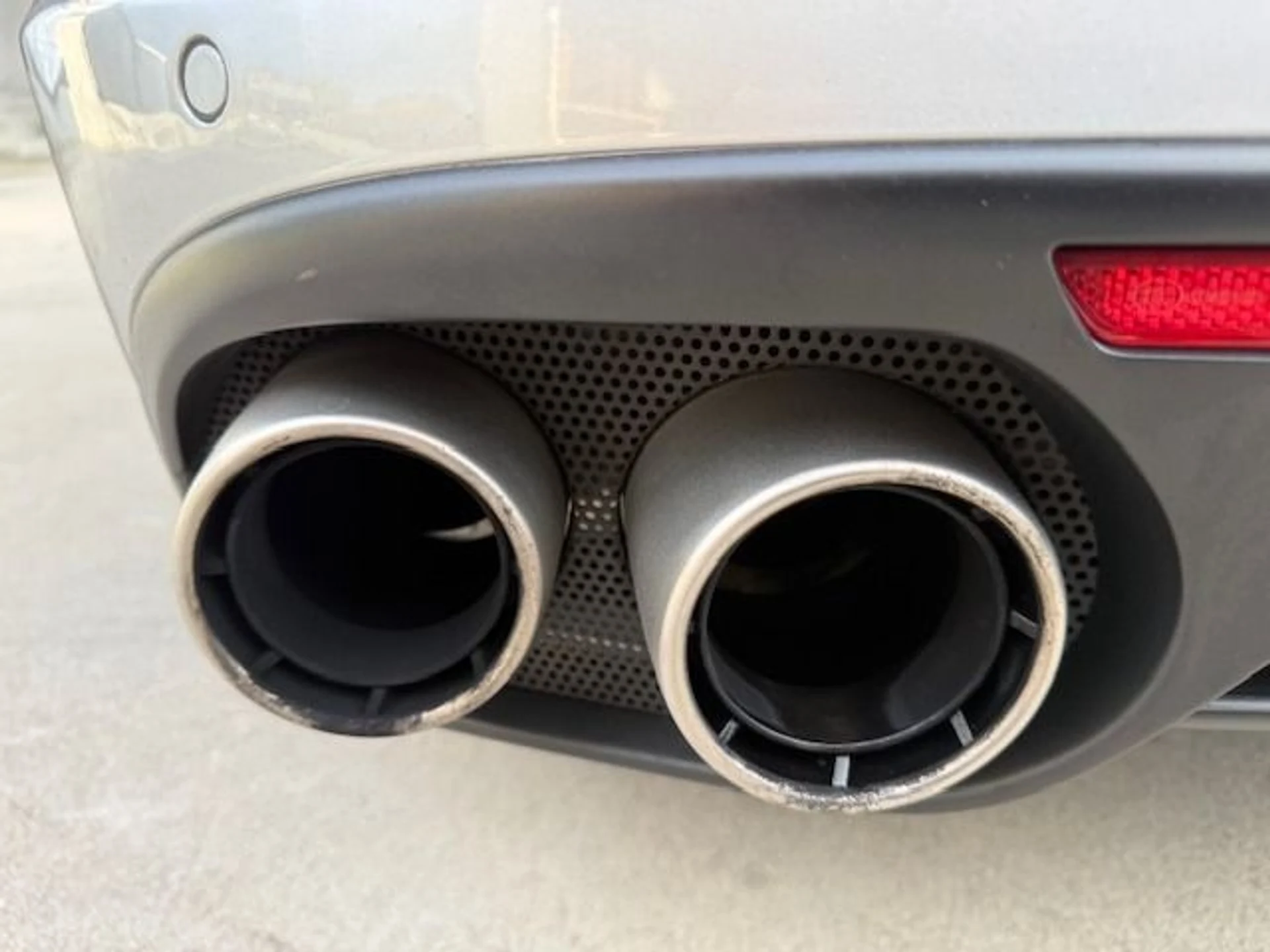 mph003_407964018_Used_2016_Ferrari_California_T_1764024808_122faef155