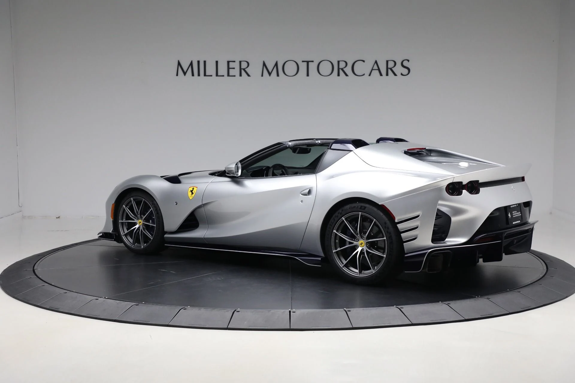 mph003_4079653367_Used_2024_Ferrari_812_Competizione_A_1765398640_ef2005f66e