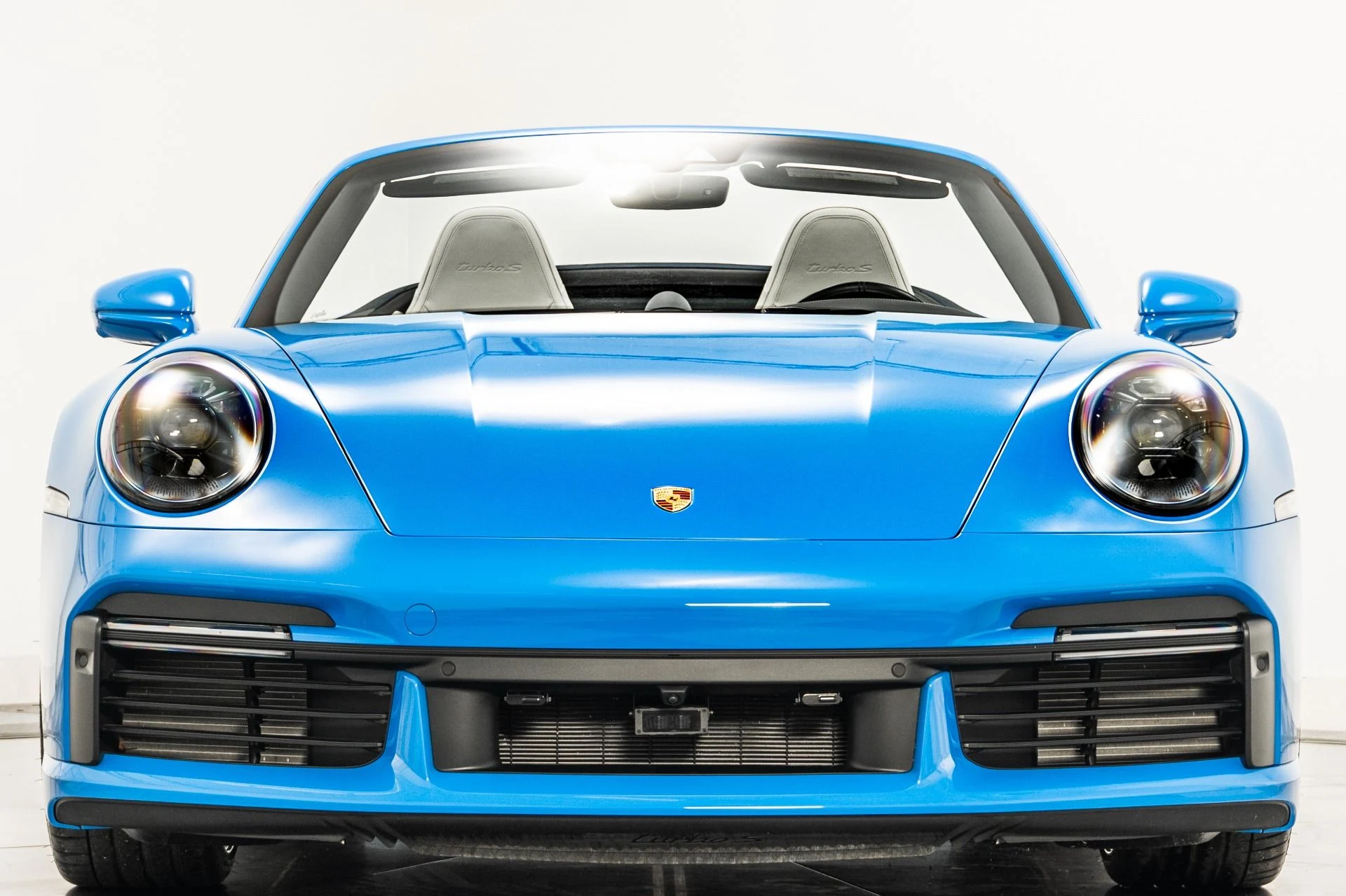 mph003_4081521750_Used_2022_Porsche_911_Turbo_S_Cabriolet_1761066014_315c130f5a