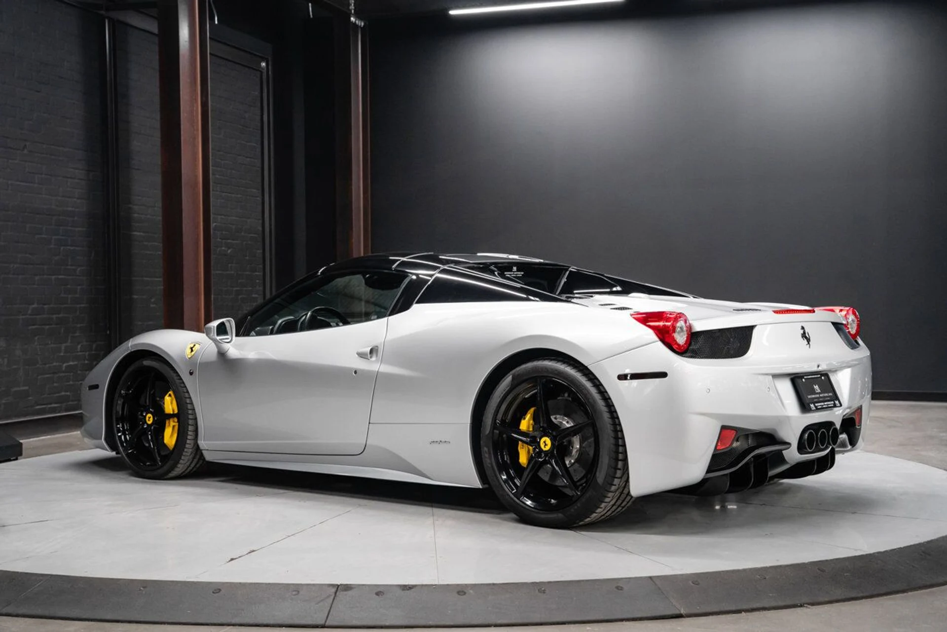 mph003_408989453_ferrari_458_italia_2013_230bd37606