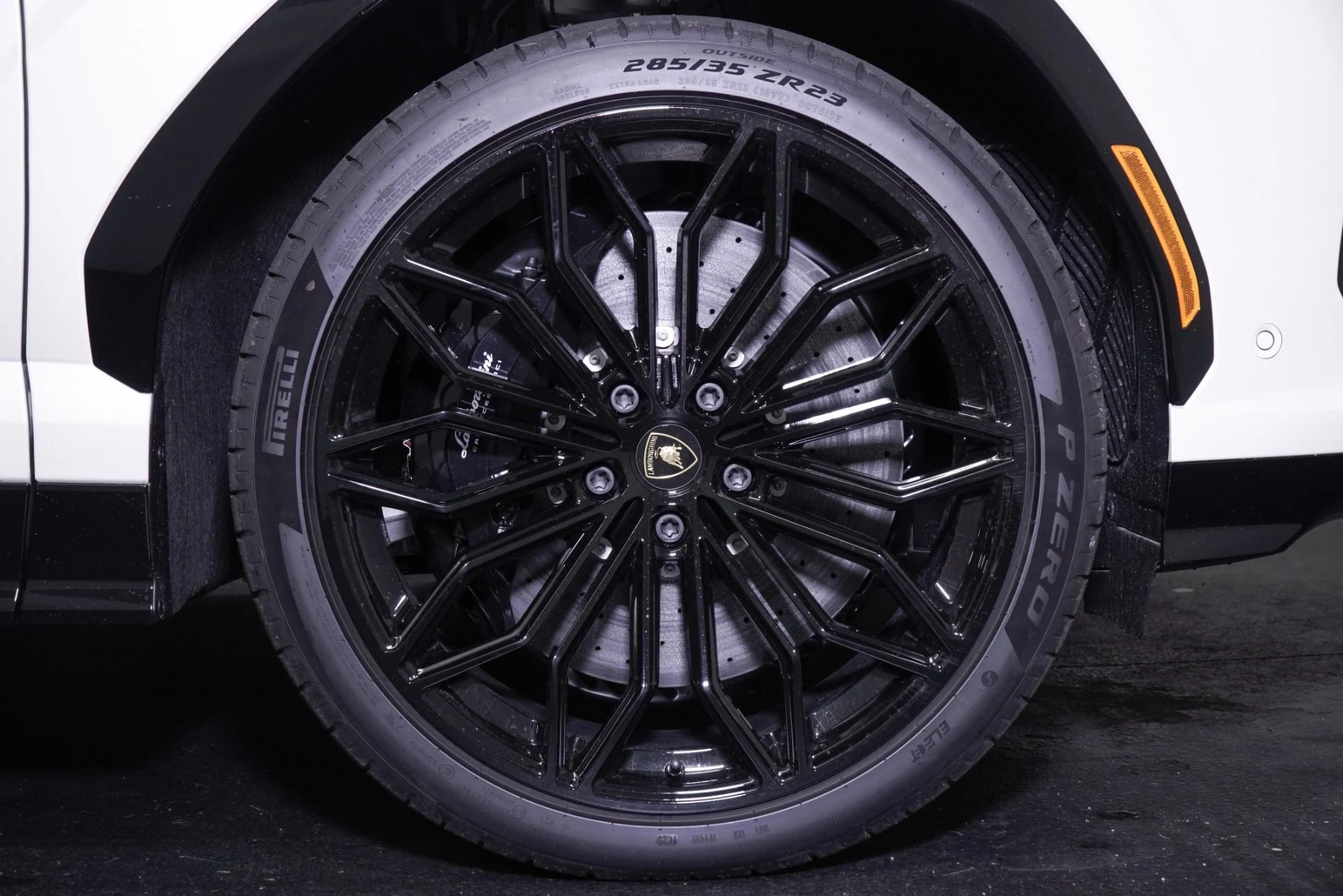 mph003_4099037950_New_2025_Lamborghini_Urus_SE_1770747580_3a2cfc7e38