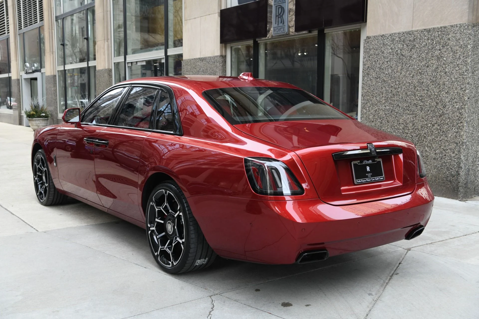 mph003_4105908586_11685_p5_l_2d8439f44c