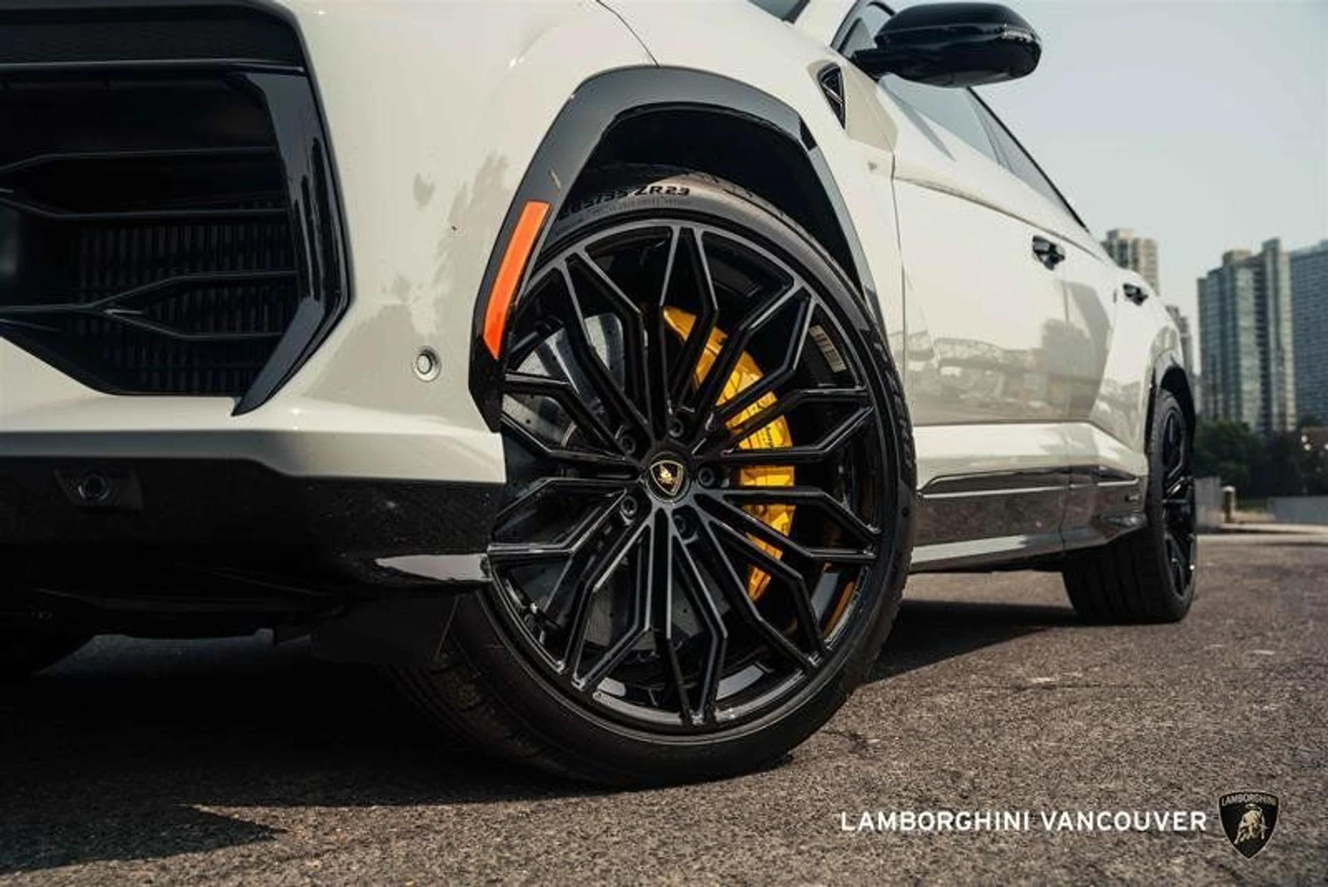 mph003_41114120_37945359_02647_ftvk14su_bf8fa05f87