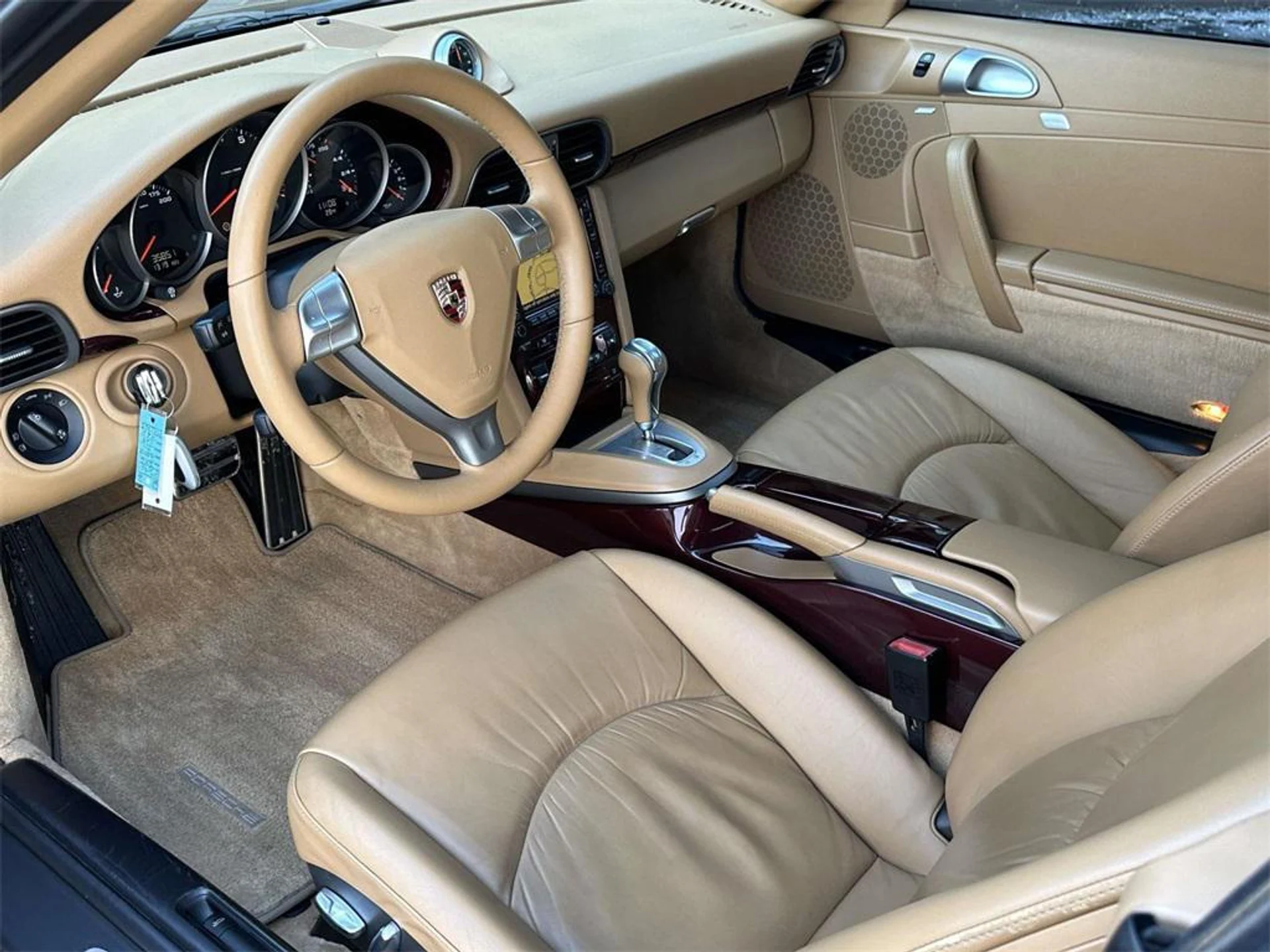 mph003_4115289459_w9un72sv_Xx_Tr_Stx5_Eeyuo0_Xk6f_Y_41b26069ce