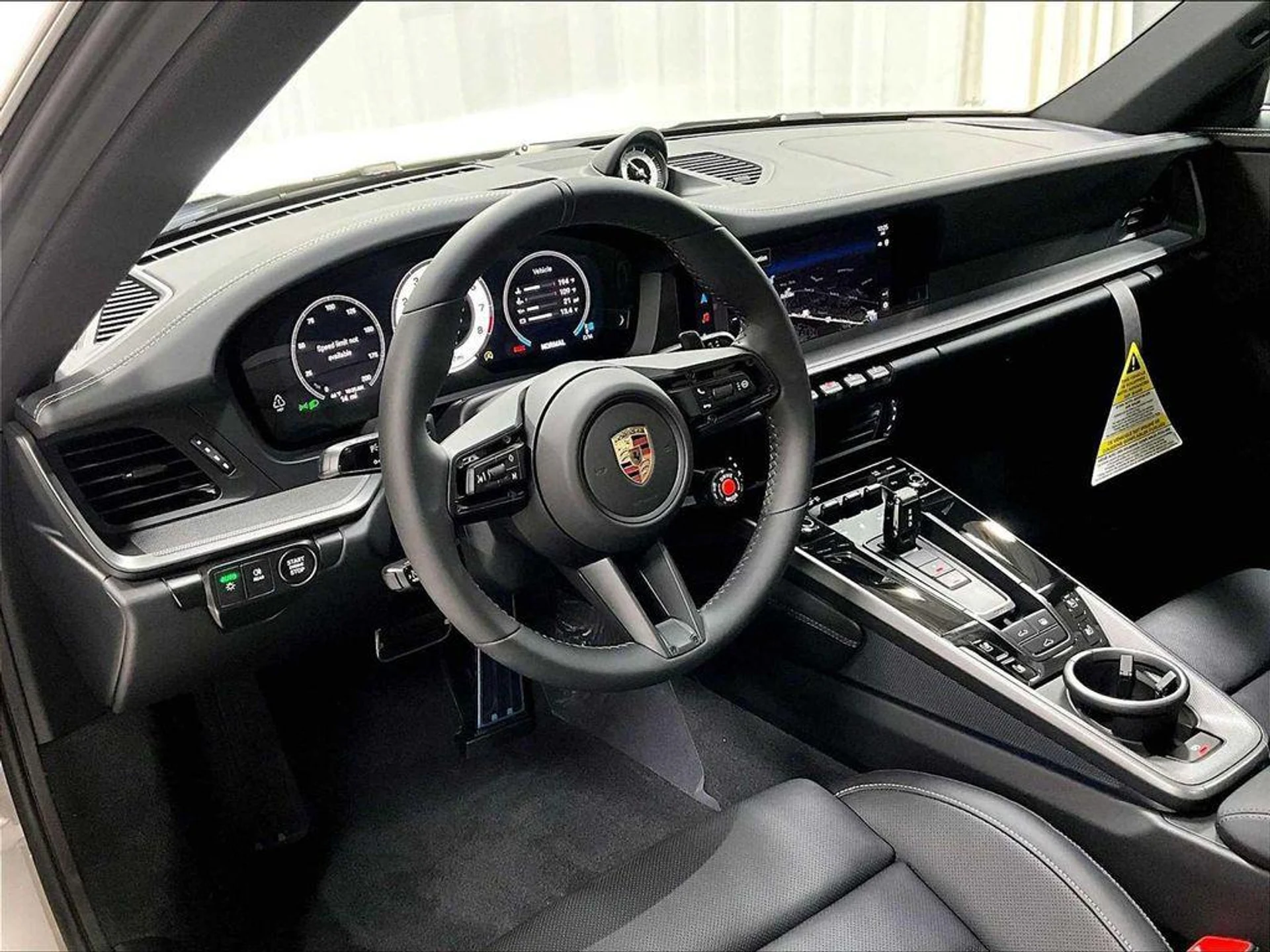 mph003_4142484189_Rn4663m_D17_Nd_GX_Uqg8_Dk_Lb_U1oc_Q_dc7772278c