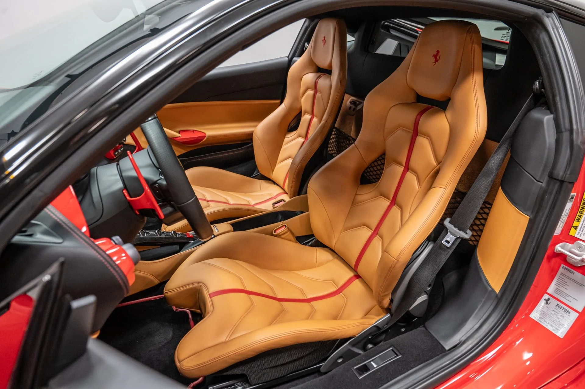 mph003_4147233538_Used_2016_Ferrari_488_GTB_1747692435_3aadd7e890
