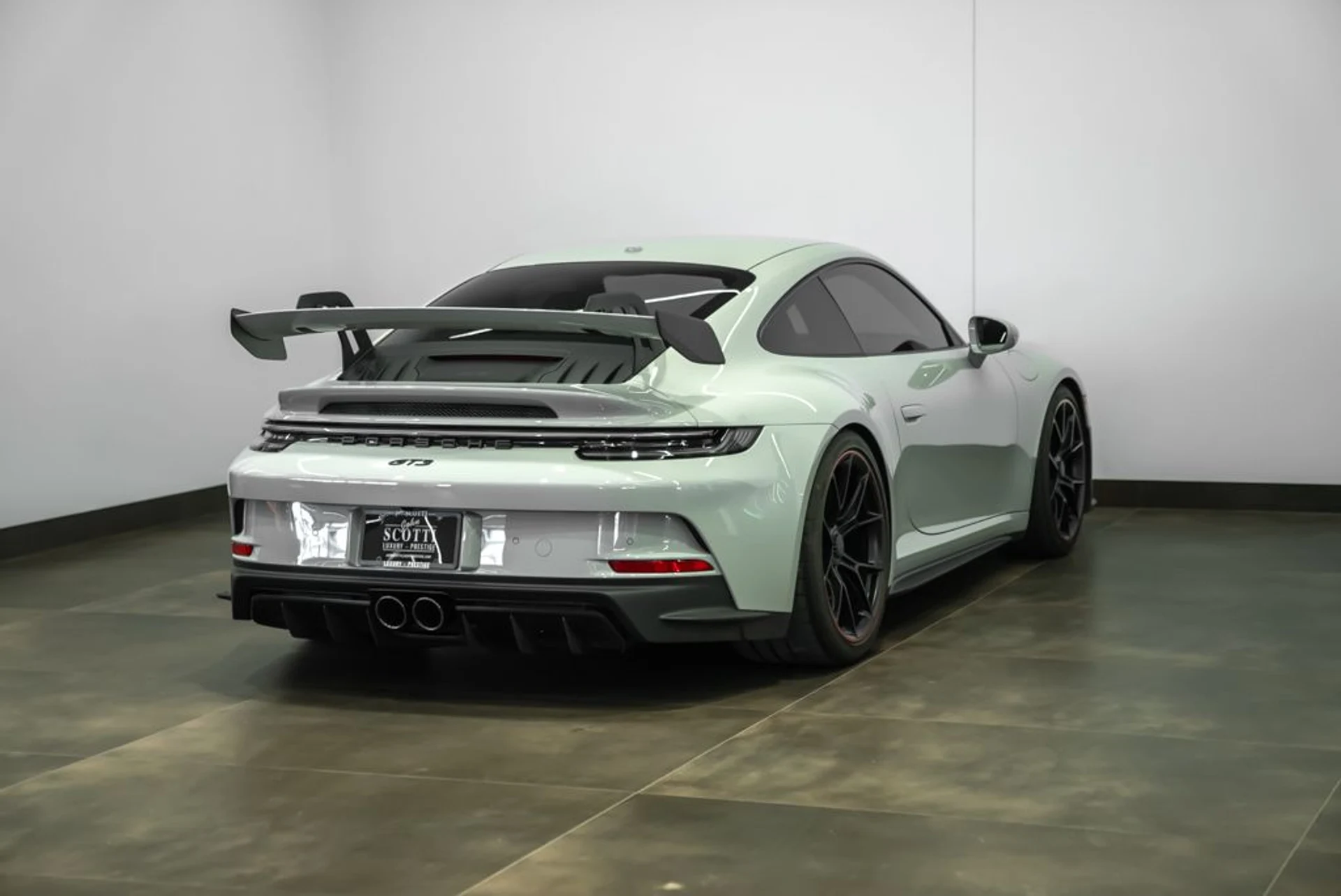 mph003_4162130935_porsche_911_2022_04489926cf