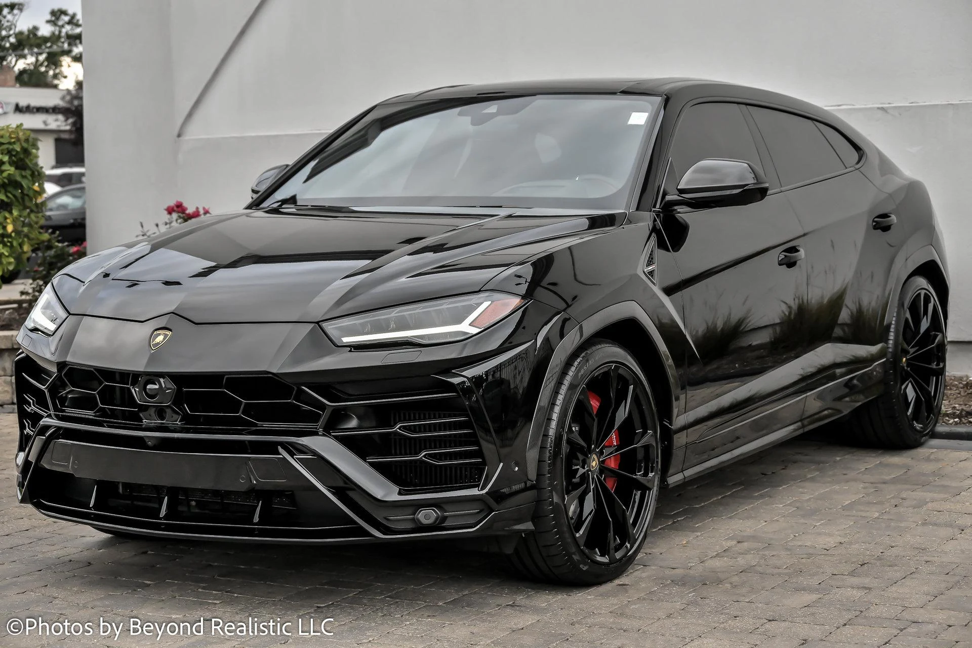 mph003_4163803637_Used_2022_Lamborghini_Urus_1760342206_d4a4e3fb17
