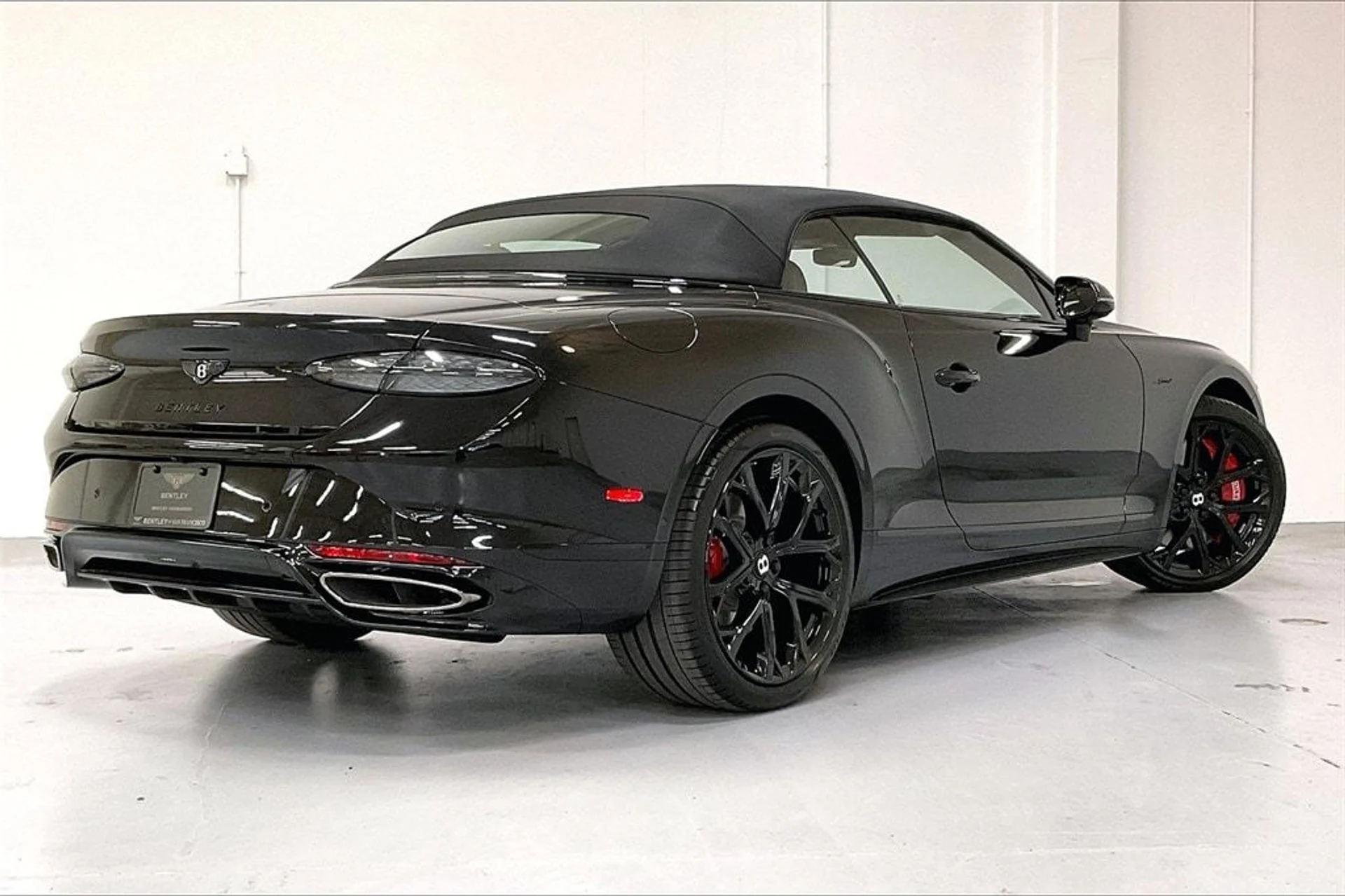 mph003_4168013625_725bd9c44af1698e96584423859c6810x_a88bc9abd6