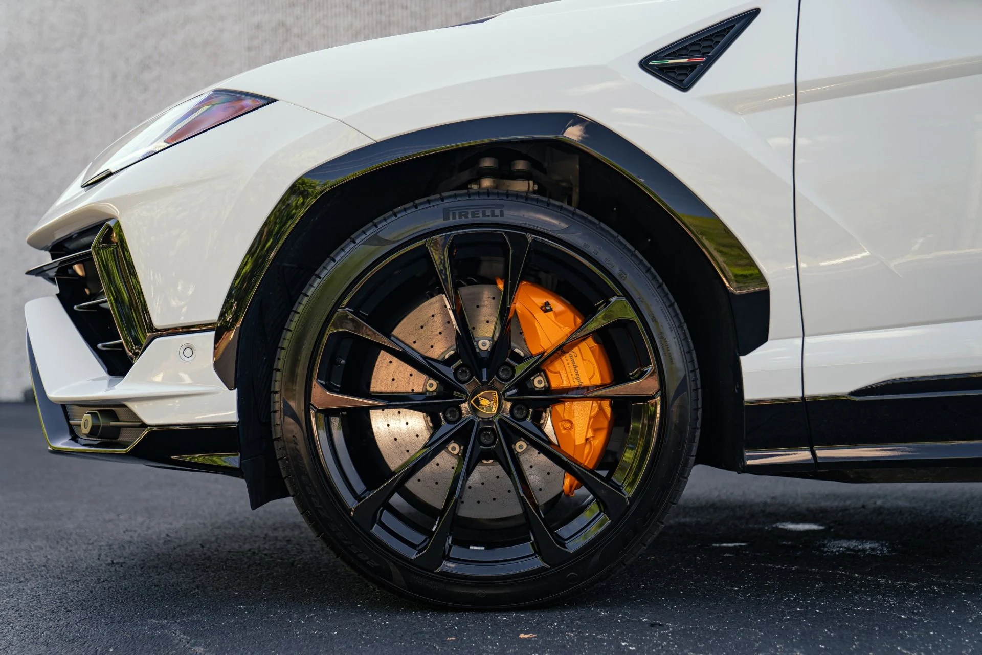 mph003_4174832041_Used_2024_Lamborghini_Urus_S_HUGE_295296_Original_MSRP_Low_Mile_1787089890_44038479f8