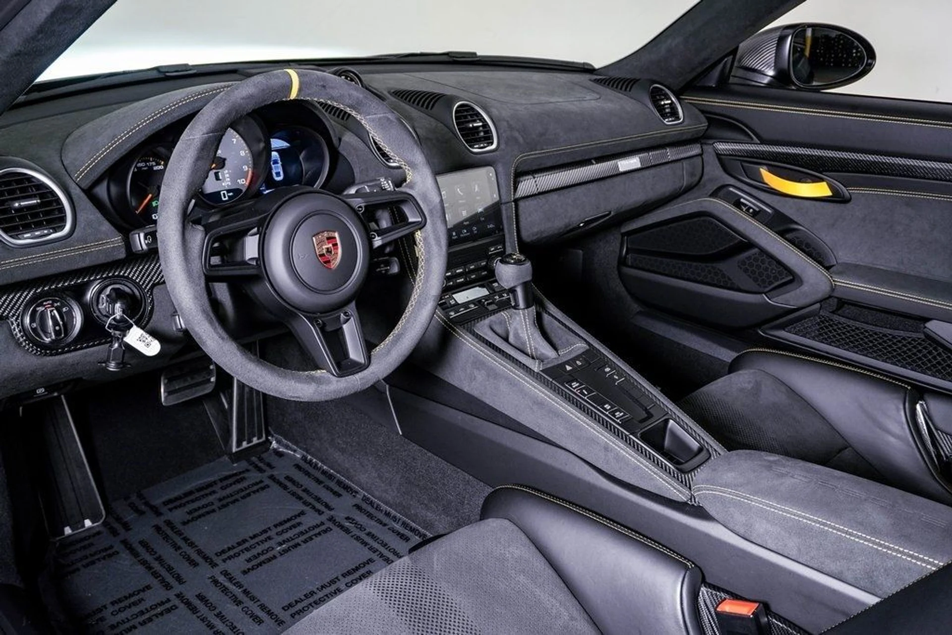 mph003_4176807852_d39c89a1e3c07b1b8f962f4a4a4acbc2x_022ea25d16