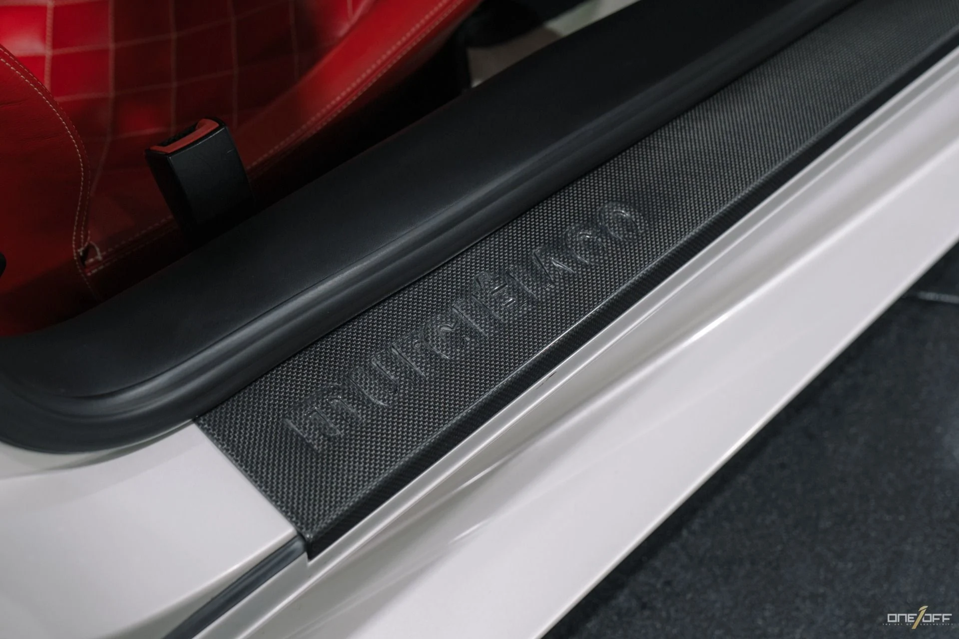mph003_4186469294_Used_2009_Lamborghini_Murcielago_LP_640_in_Balloon_White_over_Red_Interior_w_Front_Lift_1754600274_ce0212a48d