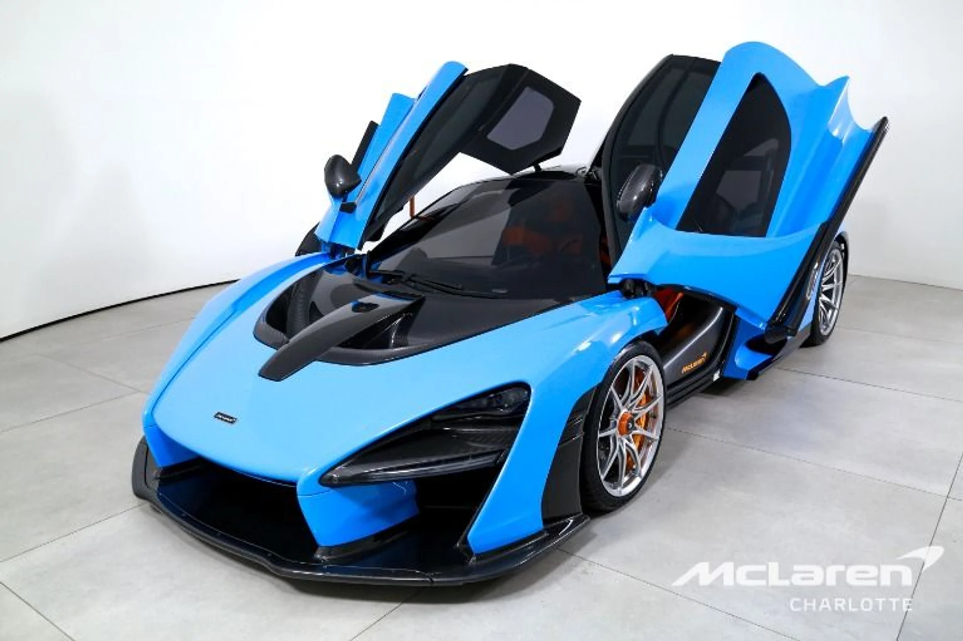 mph003_4187292567_Used_2019_Mc_Laren_Senna_5bcda26adc