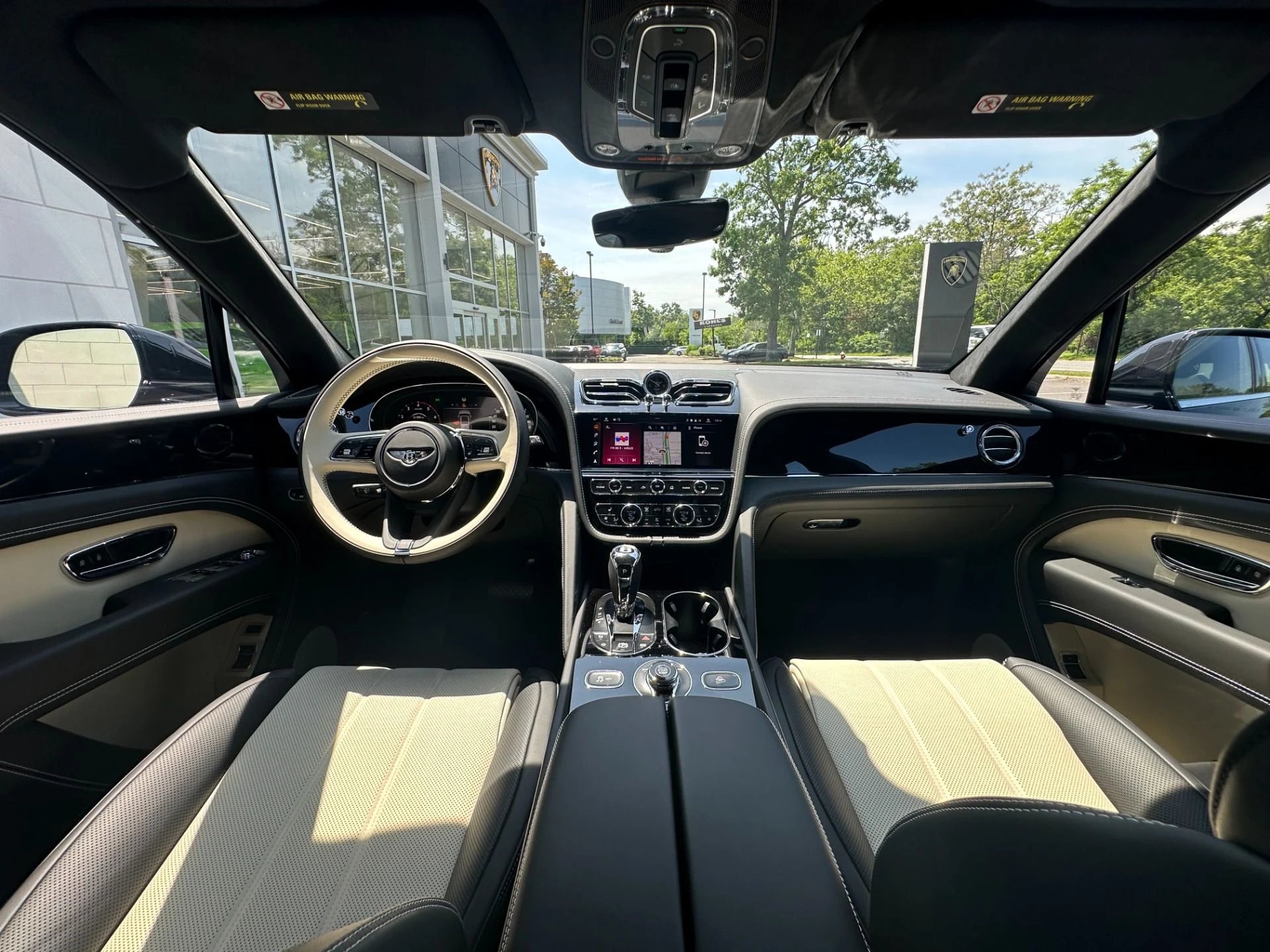 mph003_4190787425_Used_2026_Bentley_Bentayga_V8_1786136311_c45045ba5a