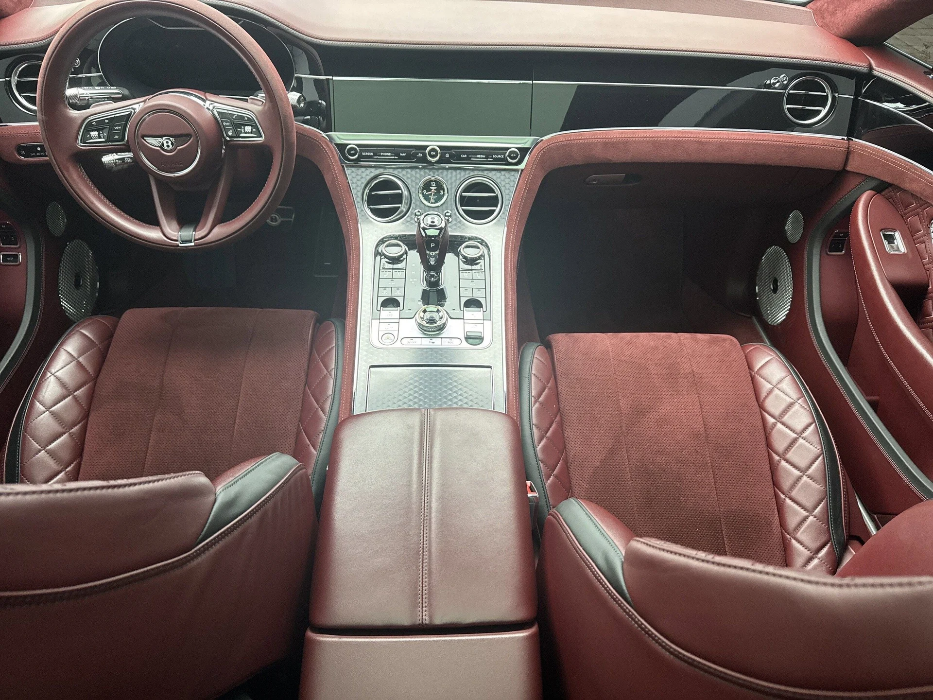 mph003_4203276184_3d6f532deb09dbcc4a092cf0eb1bc820x_3318b89ed7