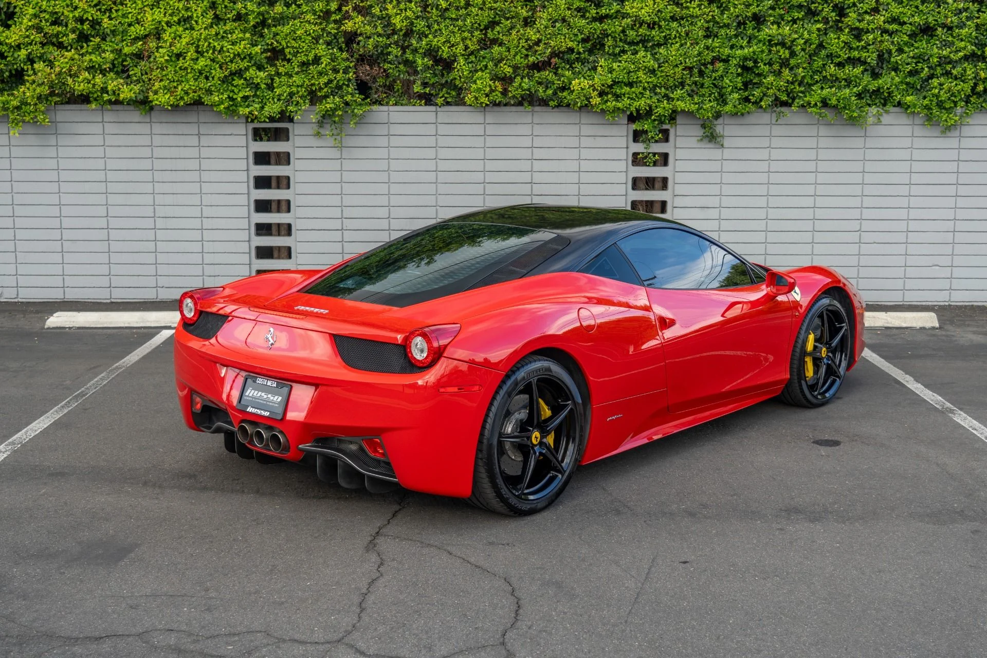 mph003_4207765271_Used_2012_Ferrari_458_Italia_1759348121_09d75b7301