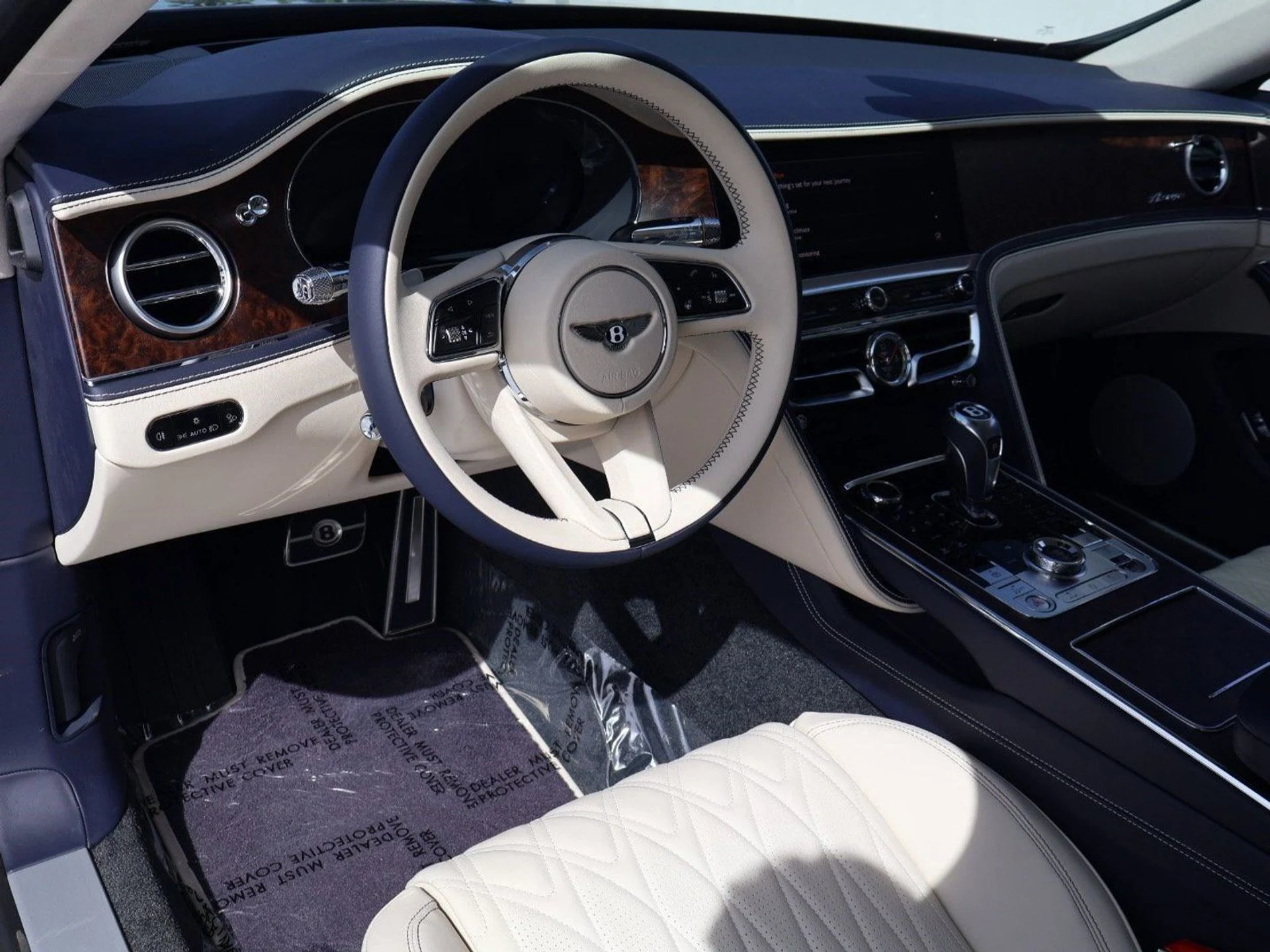 mph003_4208331151_43435f1a977b1745aad6a7b05831baedx_fd7ad2550e