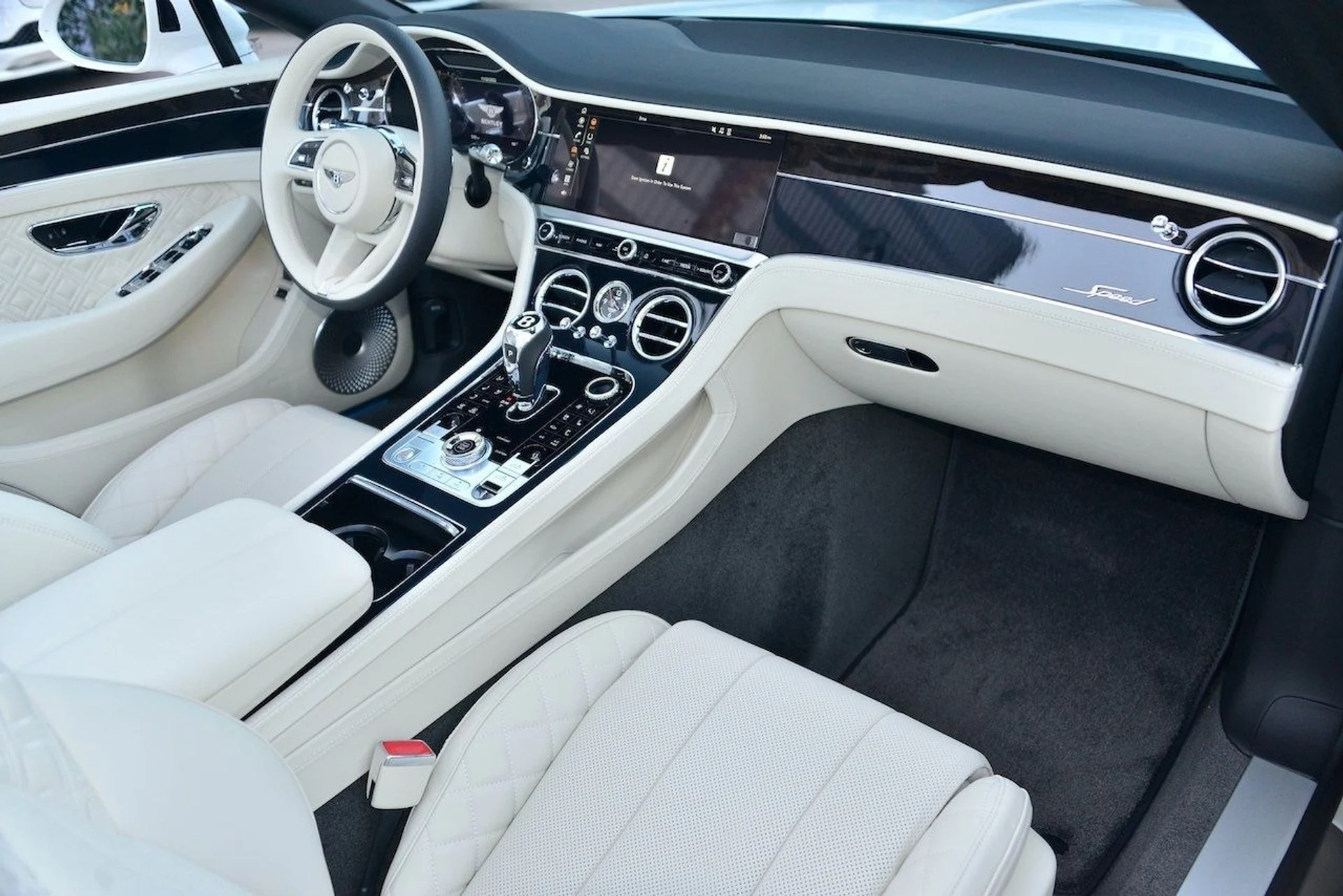 mph003_422866725_2fe3d469276c057255c20fc432e0648ex_ebe0739c63