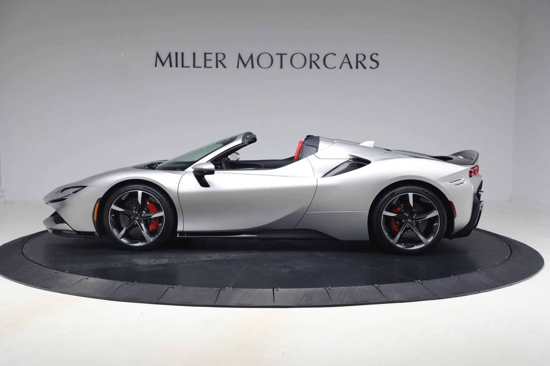 mph003_4239762147_Used_2023_Ferrari_SF_90_Spider_1774121460_9687bb7244