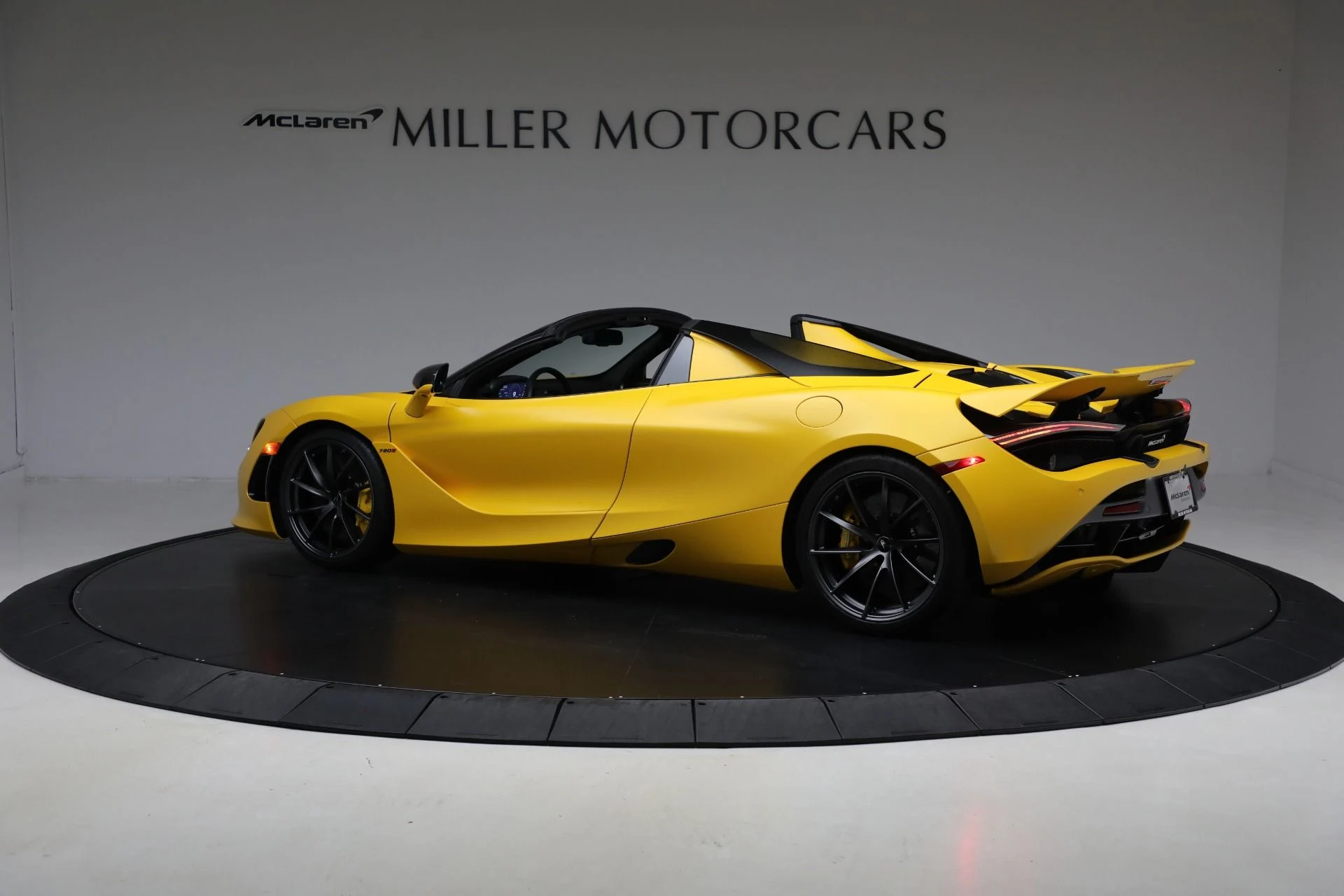 mph003_4240528873_Used_2021_Mc_Laren_720_S_Spider_Performance_2661f13a4d