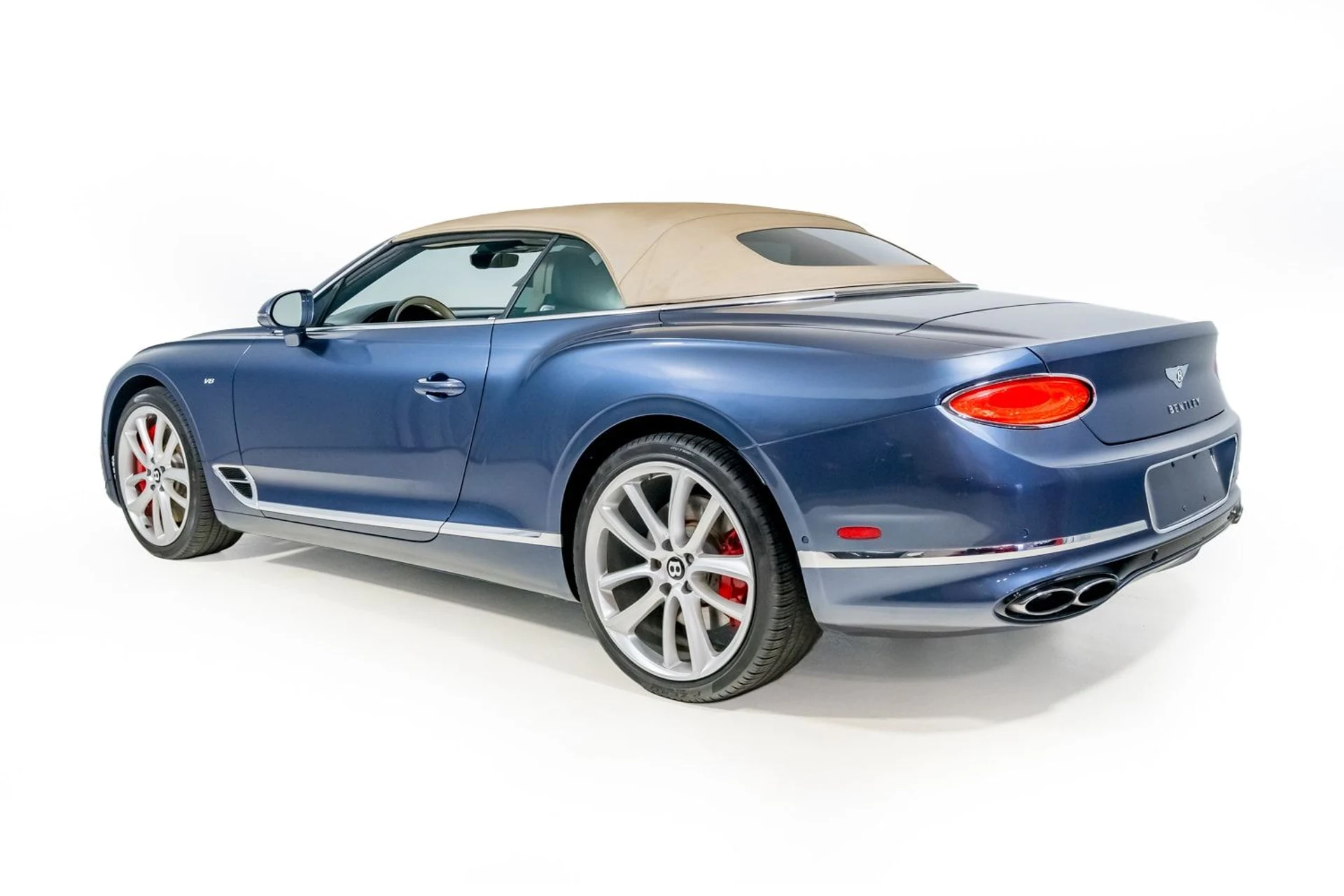 mph003_4242514492_392d5f0cfef948b9a30433475534316d_79720e0fa7