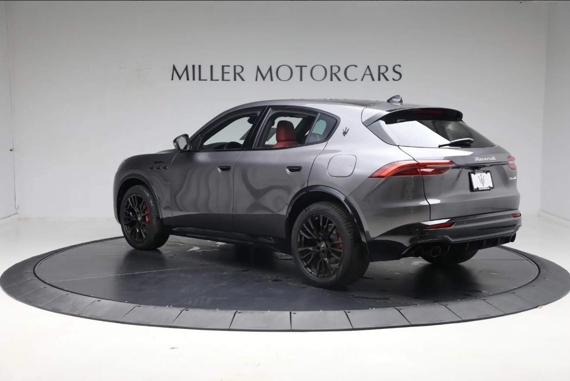 mph003_4244835659_New_2025_Maserati_Grecale_Modena_aaef0e98db