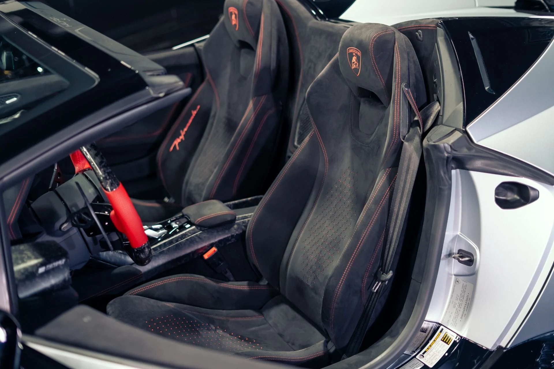 mph003_4245178435_Used_2018_Lamborghini_Huracan_LP_640_4_Performante_Spyder_1782163354_4d785c1540