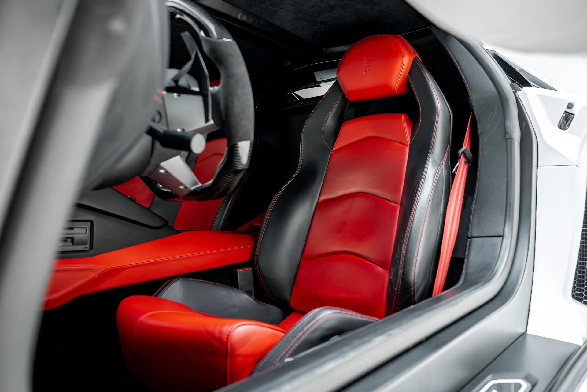 mph003_4252629603_Used_2016_Lamborghini_Aventador_LP_700_4_1790099049_cd557b199c