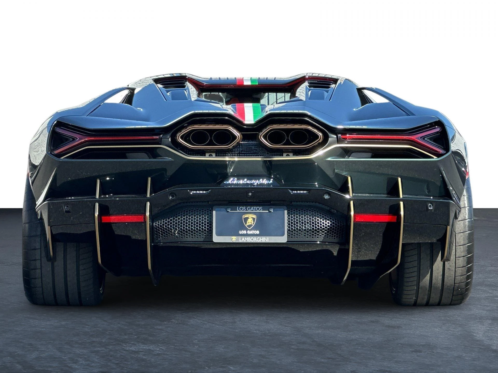 mph003_4261990683_Used_2024_Lamborghini_Revuelto_1756303813_ae3b042a81