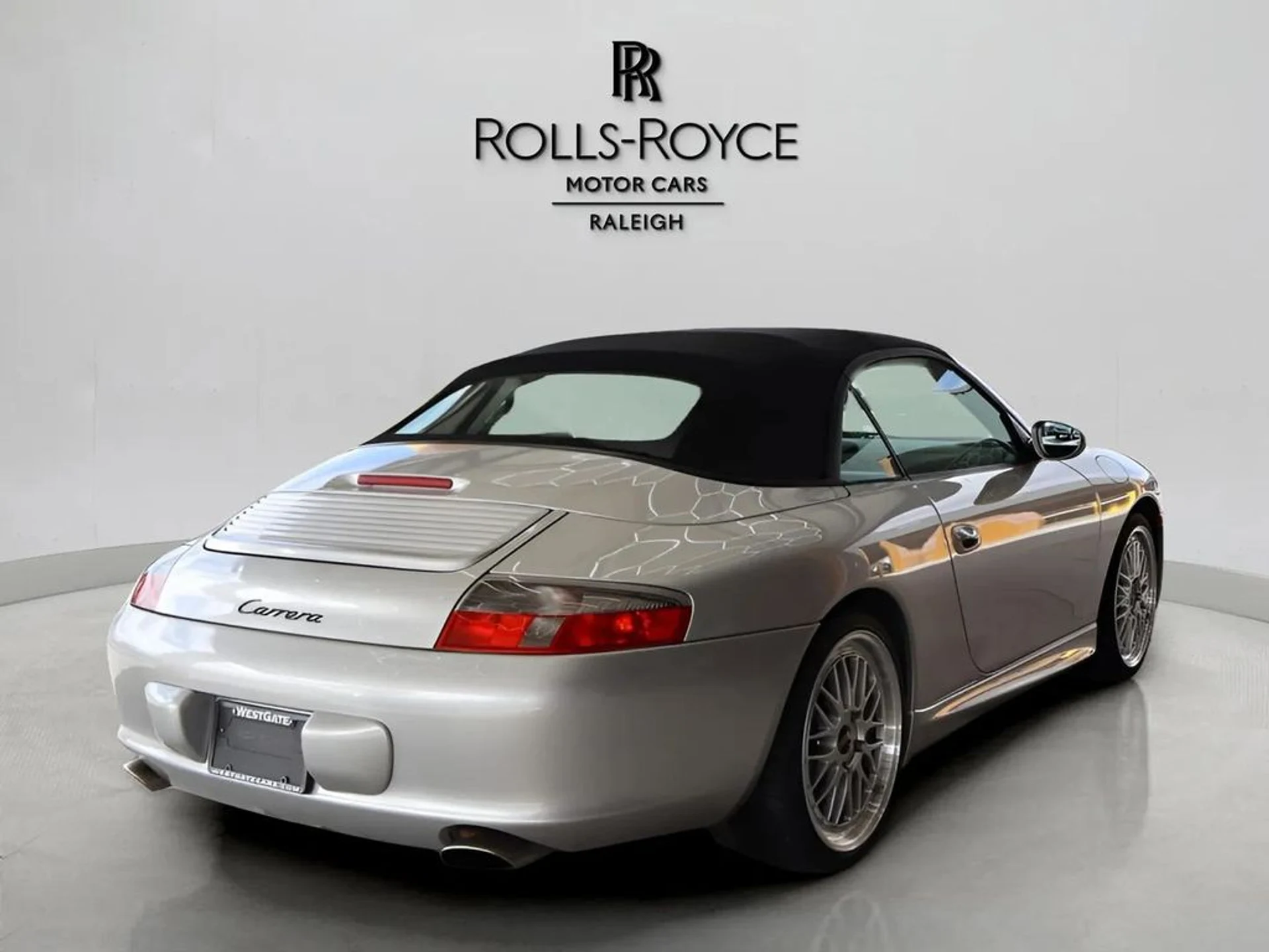 mph003_4262036757_6679112c72ff0298f04a96d4f4e3d921x_99eb9bd051