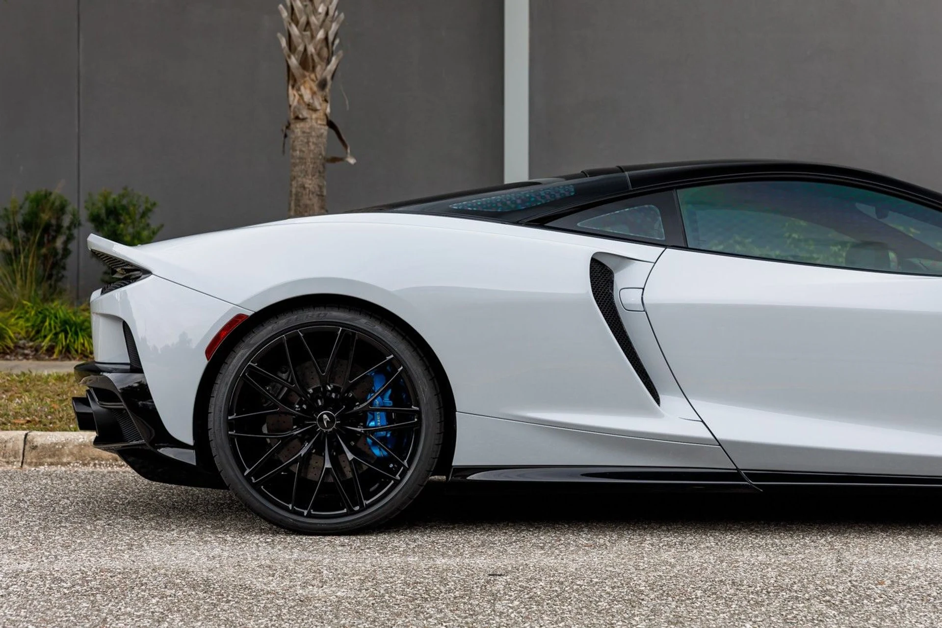 mph003_4263418608_642_p4_l_7b28d91b6c