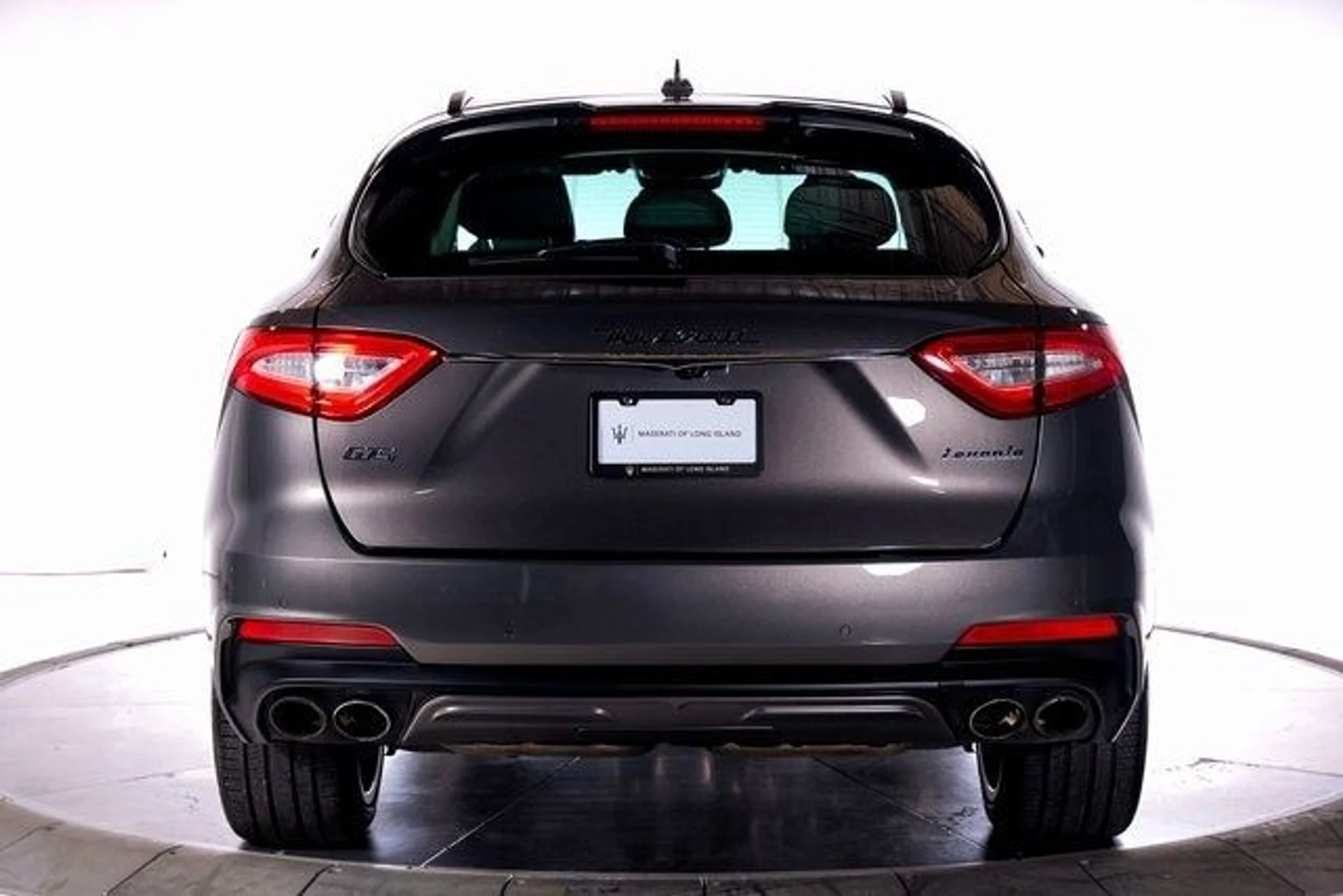 mph003_4263818065_93ed9637cfec55091854335997b7a033x_cc849cea83