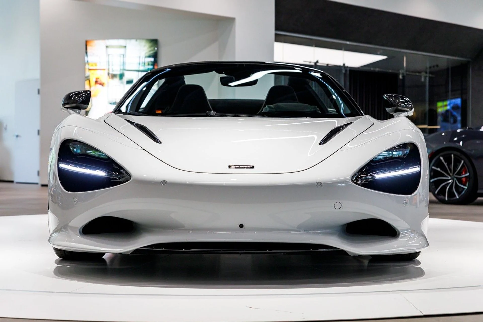 mph003_426940180_681_p4_l_9d7137c0c1