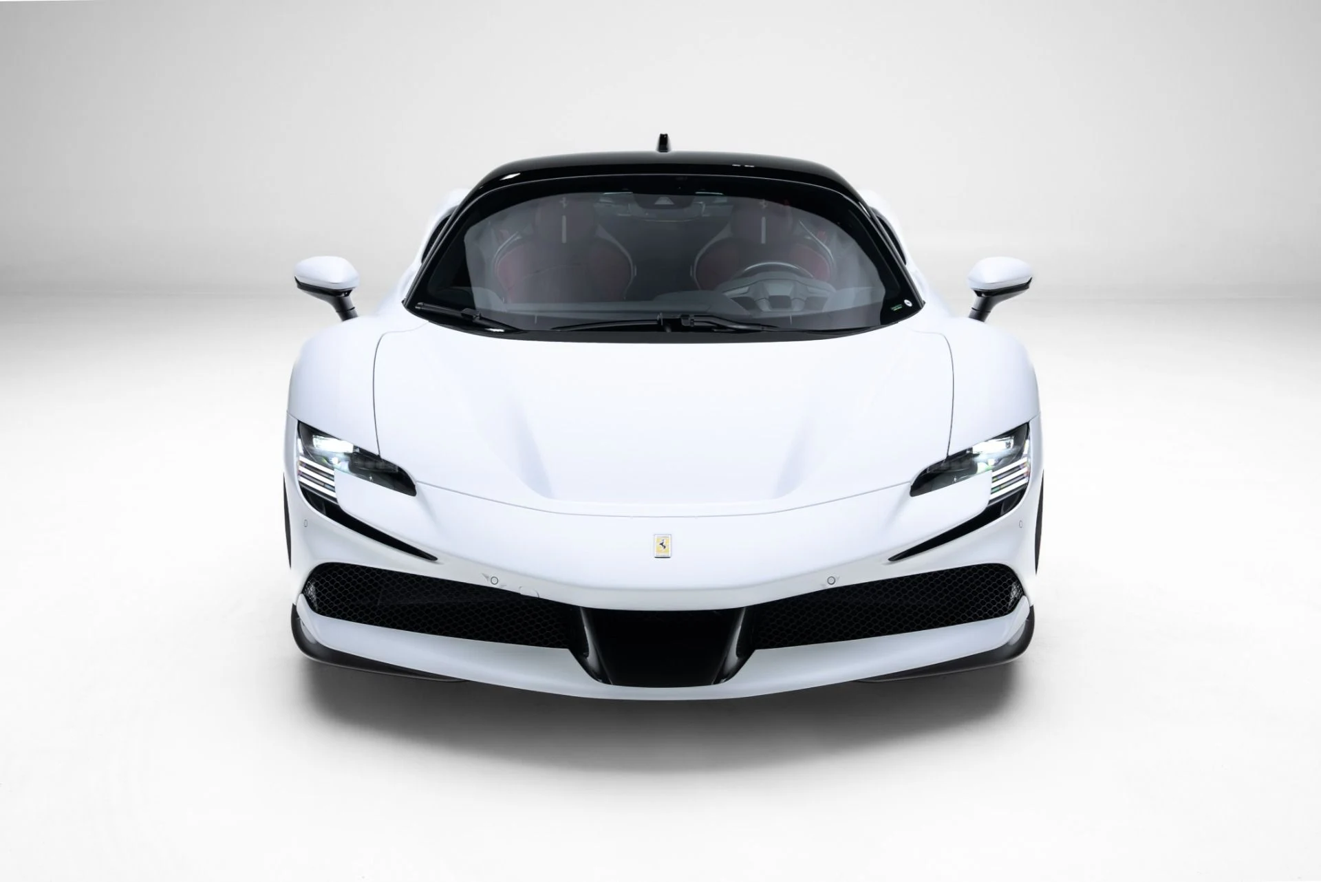 mph003_4273865554_Used_2023_Ferrari_SF_90_Stradale_1772151511_eb9a827138