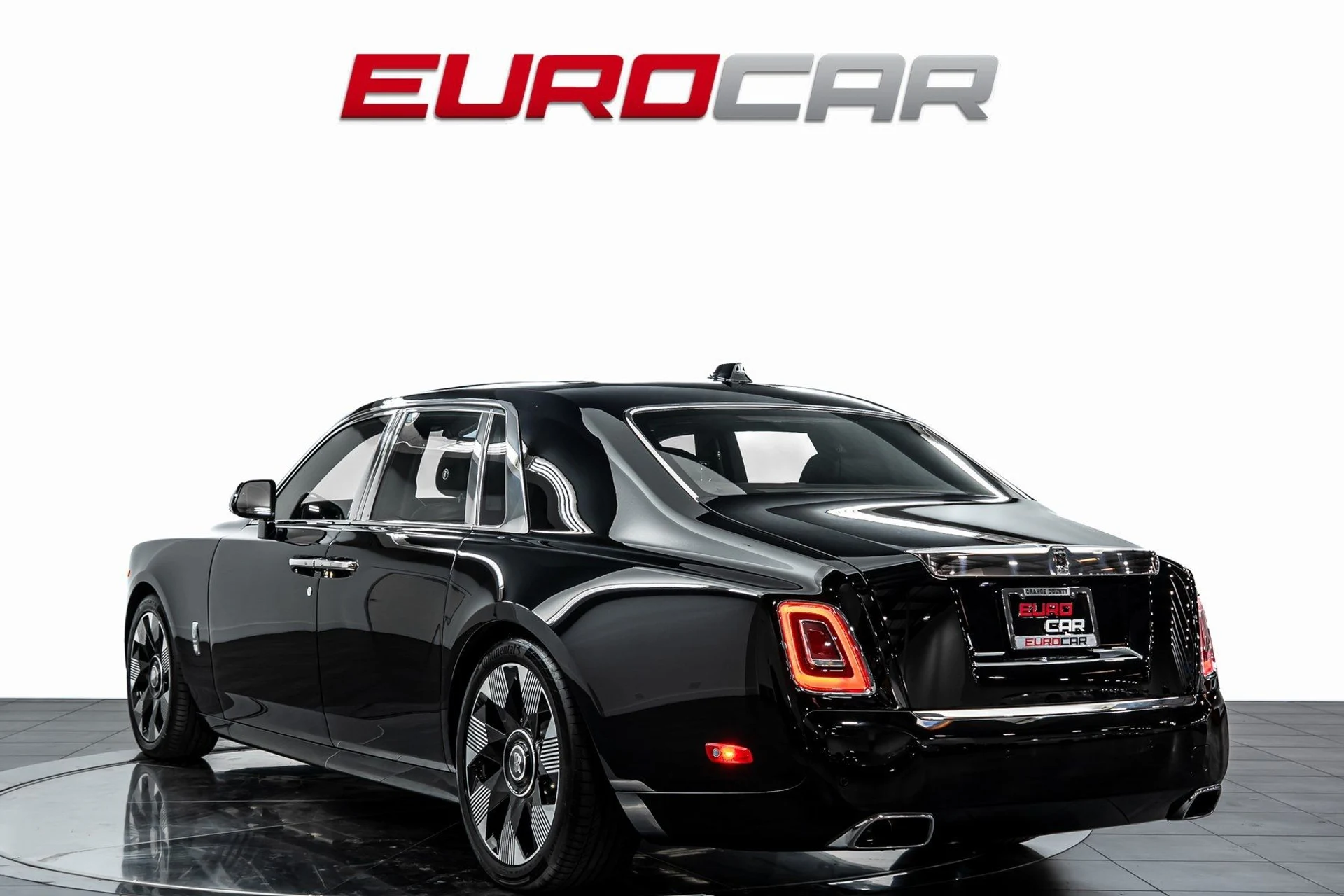 mph003_4280245747_image_4_6c54bdd218