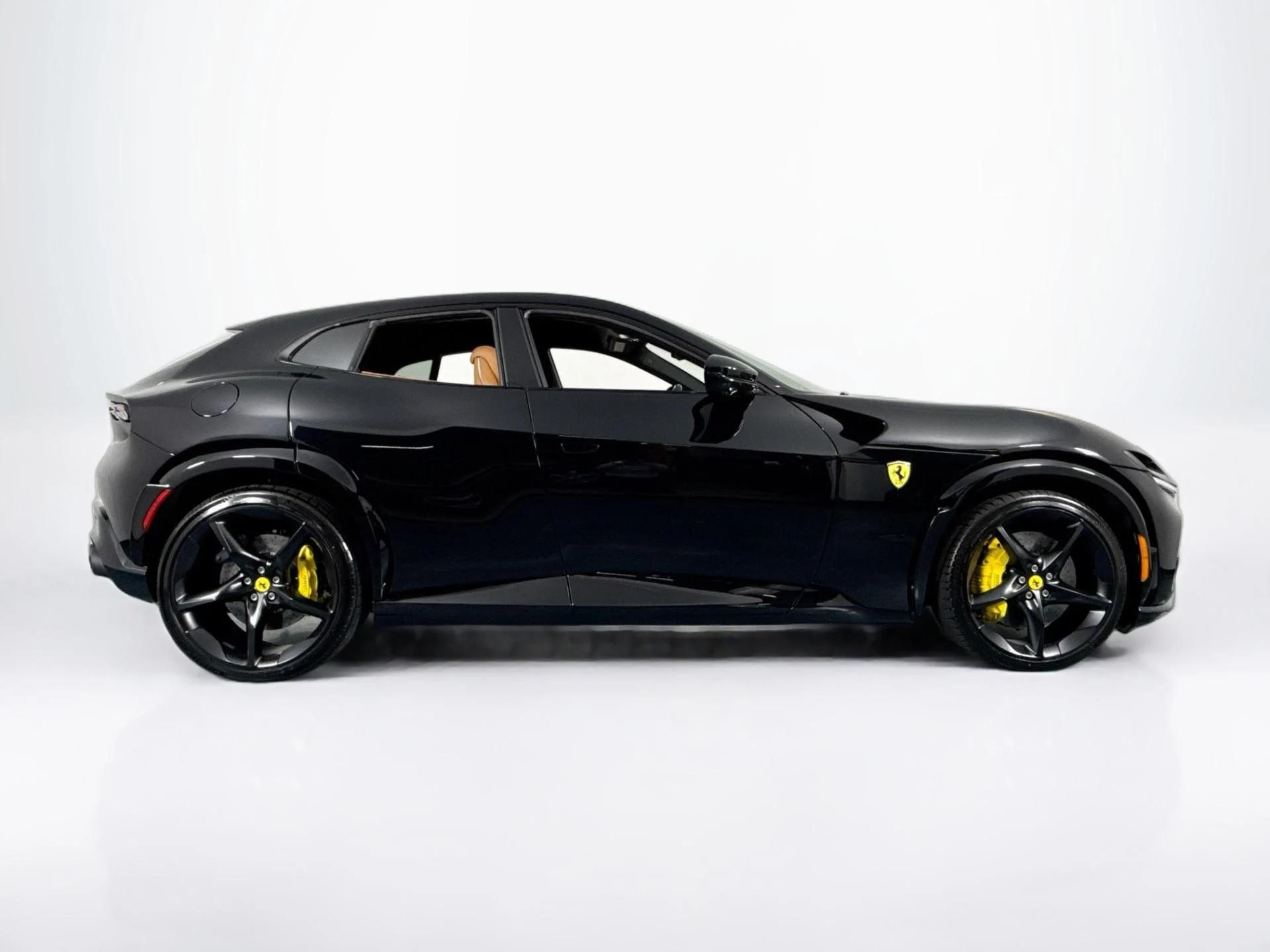 mph003_4280442368_Used_2026_Ferrari_Purosangue_1784317608_8bd0025ab6