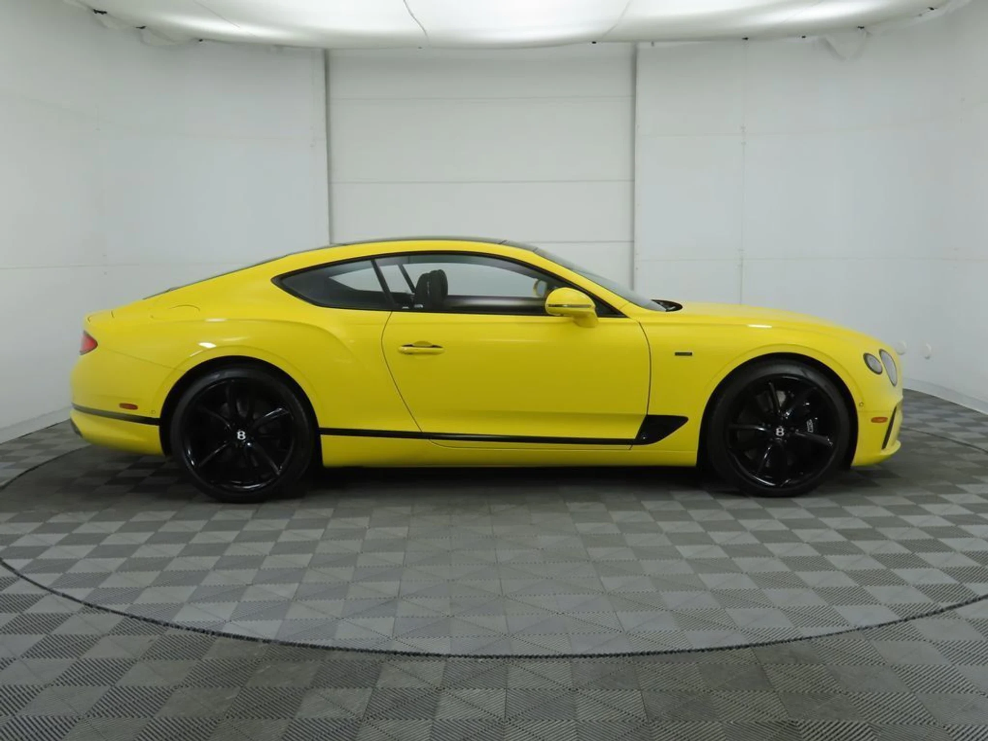 mph003_4289429903_used_2024_bentley_continental_gtv8coupe_8119_22788097_4_1024_9b9345571c