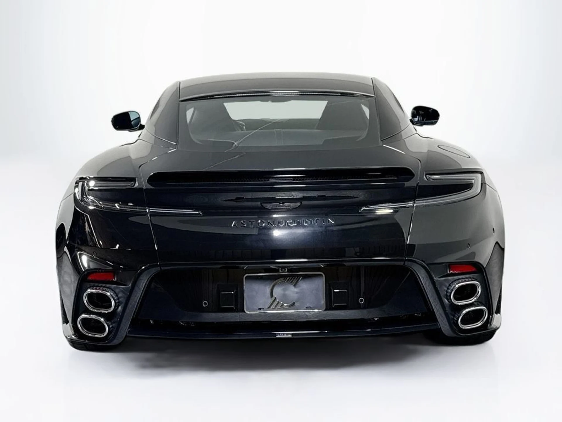 mph003_430675618_new_2026_aston_martin_db12_scoupe_11350_23060262_4_1024_4f95a8d426