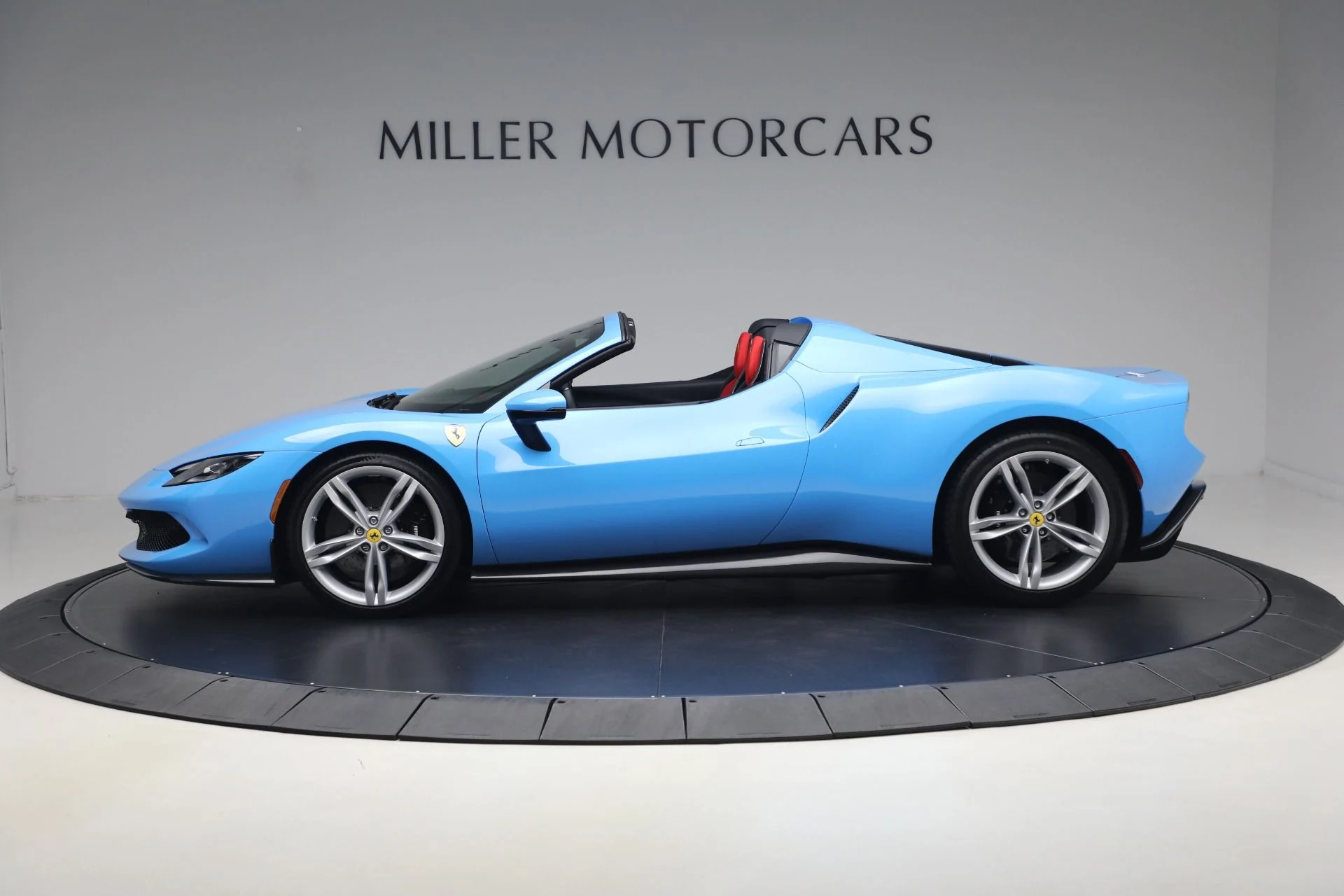 mph003_44534704_Used_2025_Ferrari_296_GTS_1784838134_dbcd6f33a5