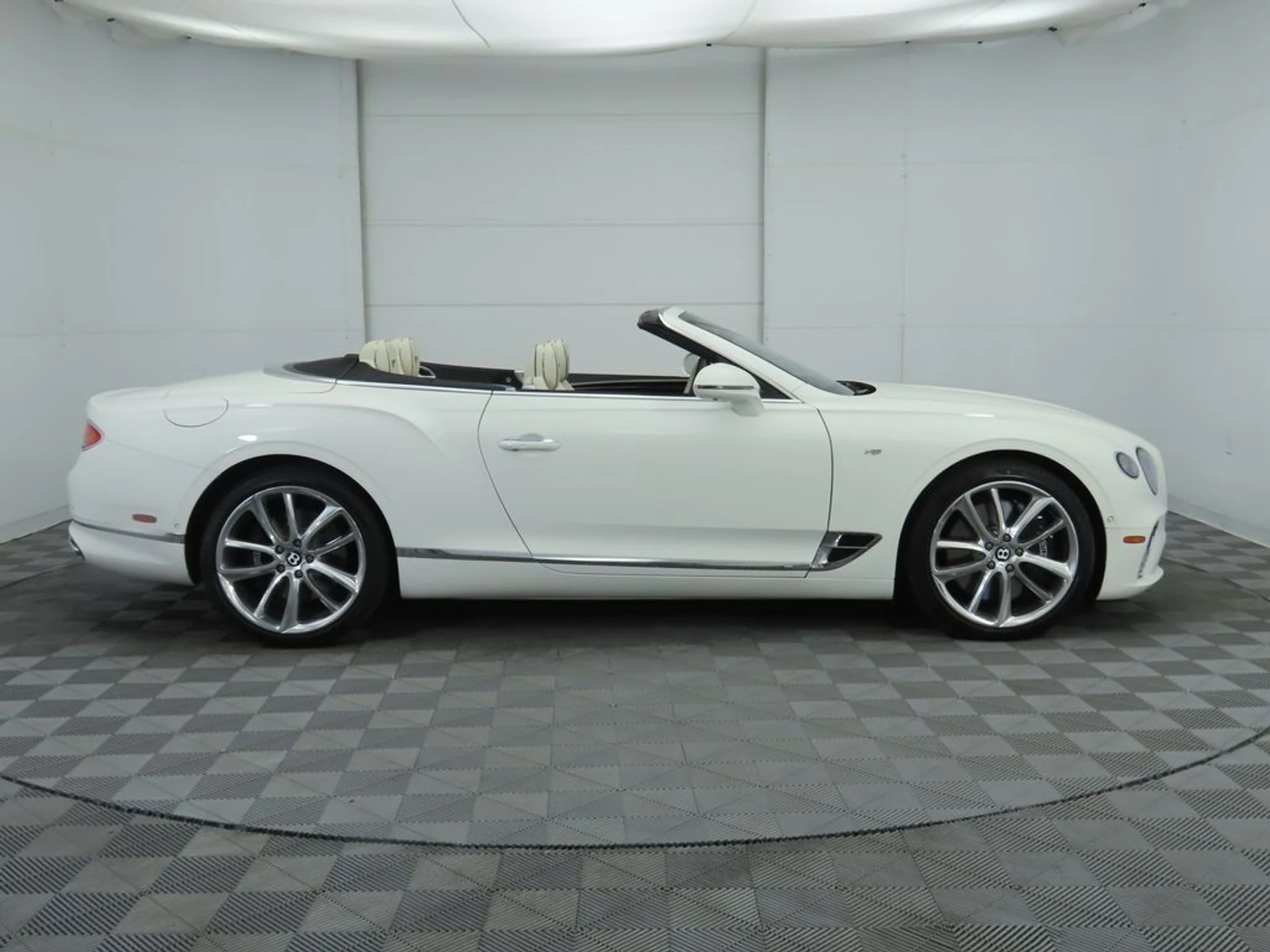mph003_454137764_used_2022_bentley_continental_gtmullinerconvertible_8119_22908065_4_1024_234c43fb6c
