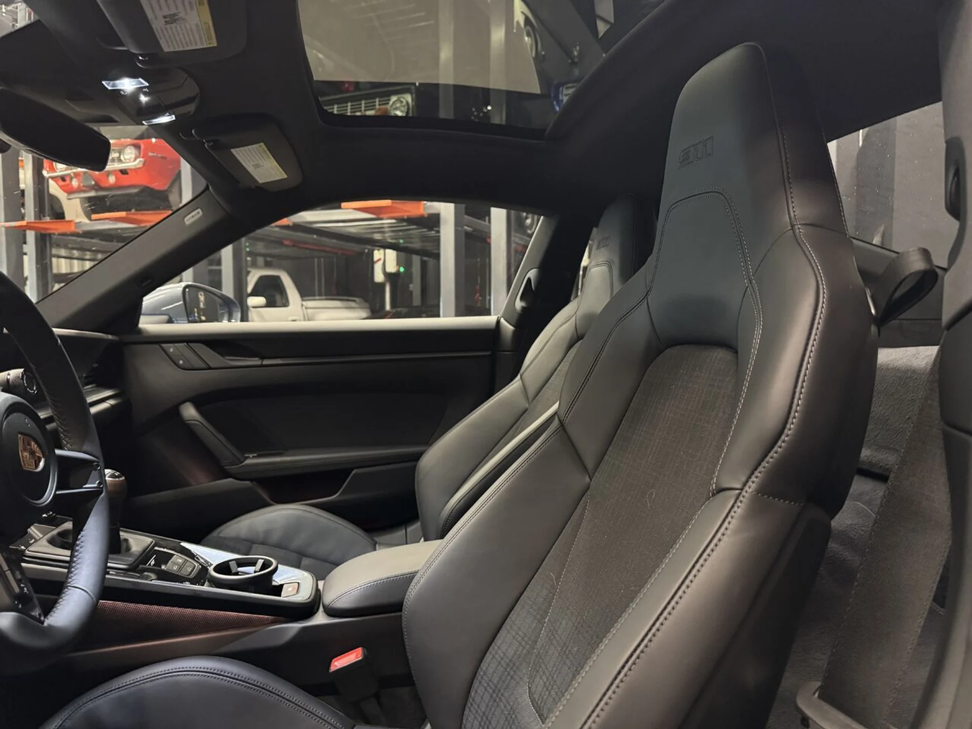 mph003_458731523_porsche_911_2025_d6ed3e7a72
