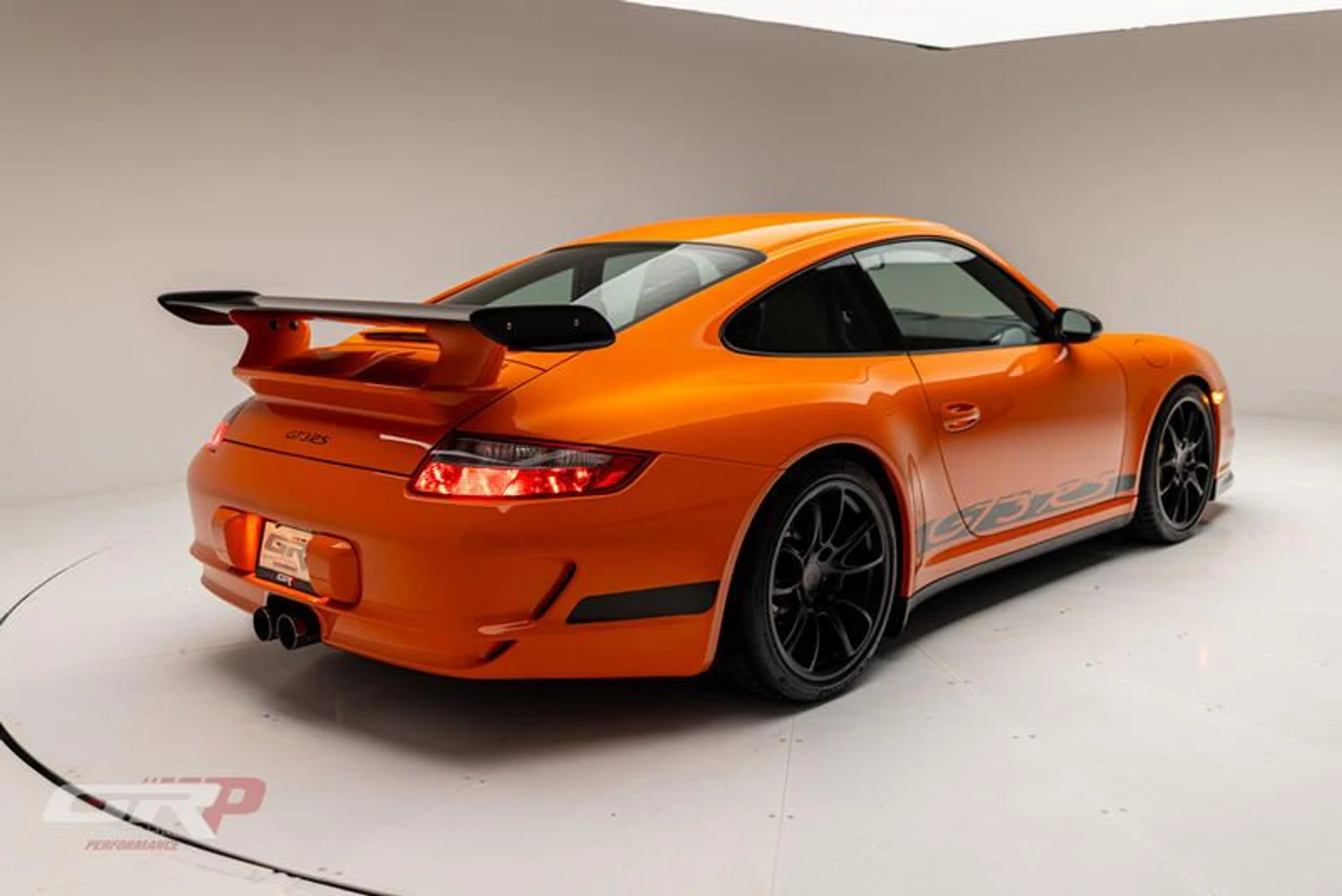 mph003_465554010_9_B9_F4657_2_D1_F_46_B2_8140_F16901_C5_D381_968433c509