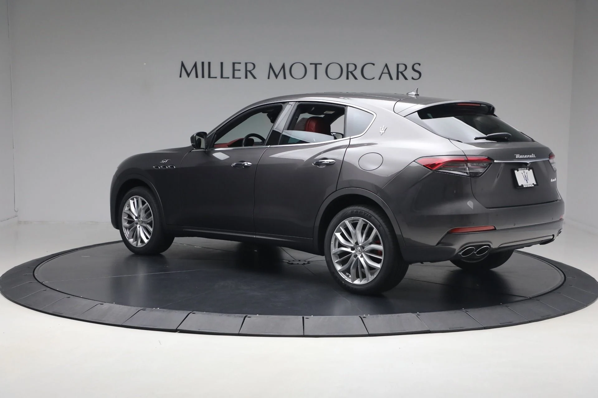 mph003_469370239_Used_2022_Maserati_Levante_GT_1779988698_26780bc384