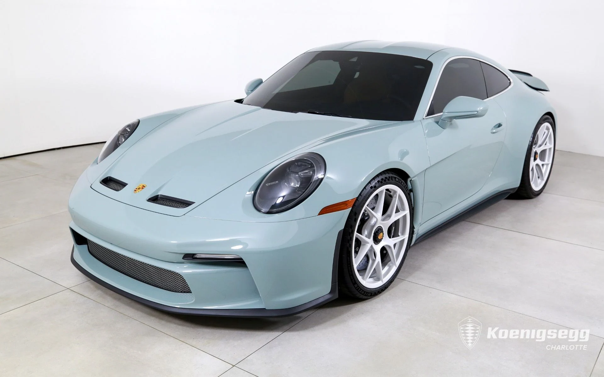 mph003_472288074_Used_2024_Porsche_911_ST_1756310138_03334be27b