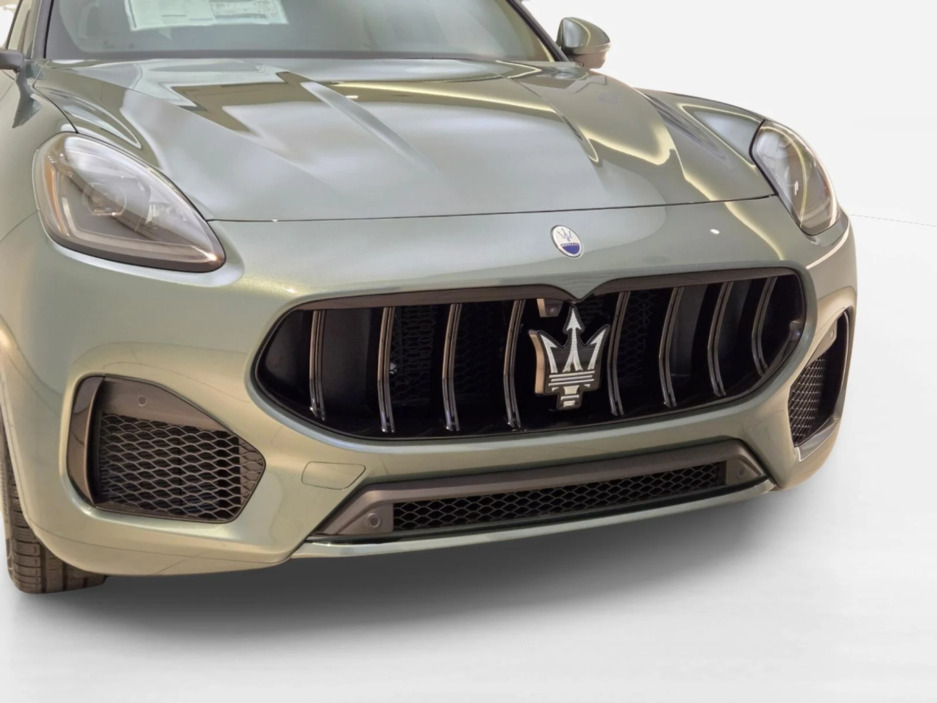 mph003_480917423_New_2026_Maserati_Grecale_Modena_1787635332_910e05603d