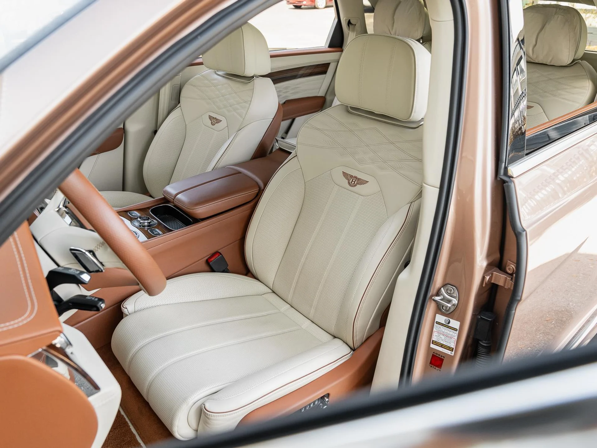 mph003_48859991_Used_2023_Bentley_Bentayga_EWB_Azure_First_Edition_1772272953_82ccdade96