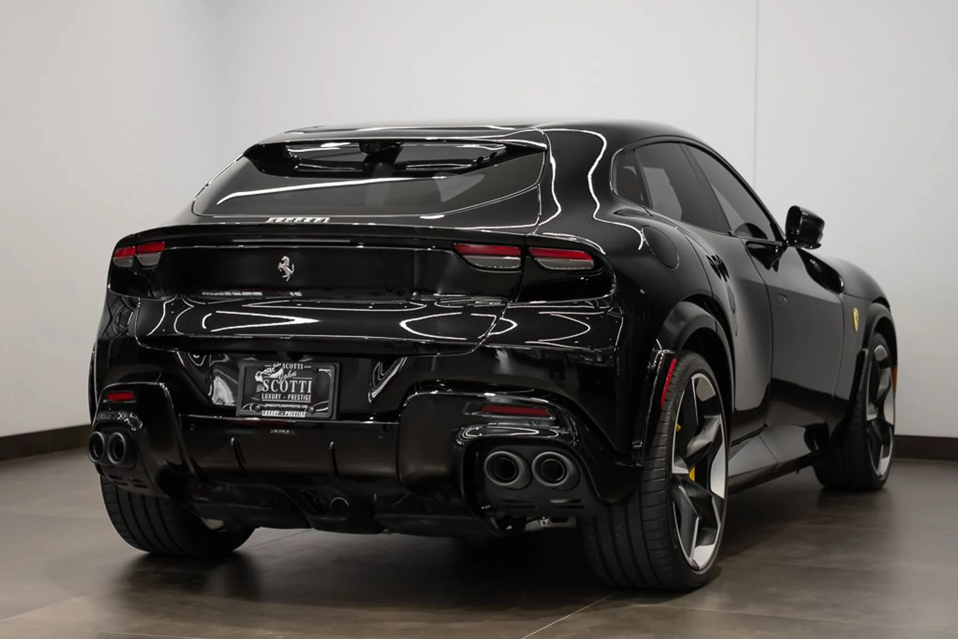 mph003_49112346_ferrari_purosangue_2026_77a1a8f483
